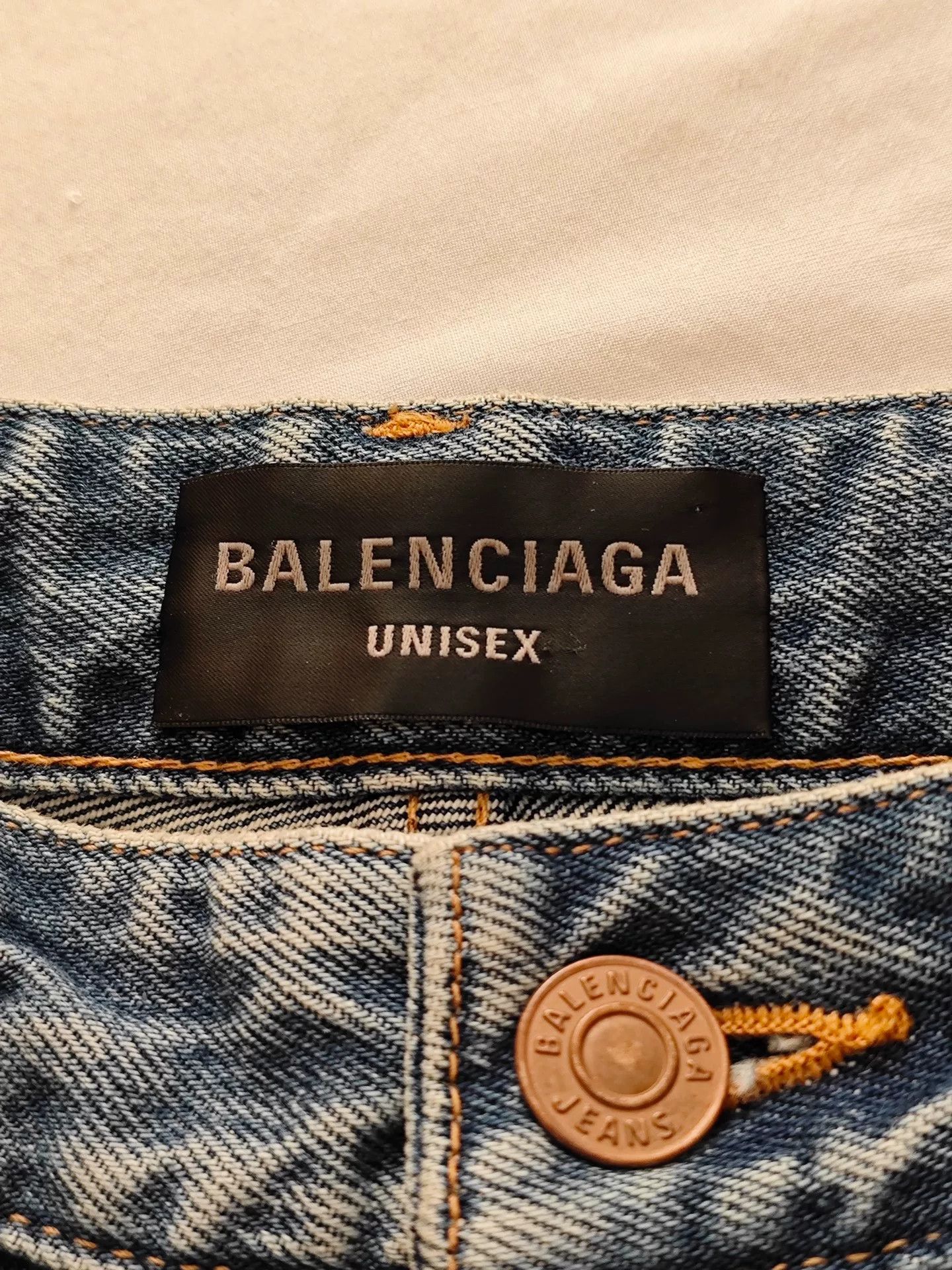 Balenciaga Balenciaga Runway Fringe Distressed Denim Shorts Size US 31 - 3 Thumbnail