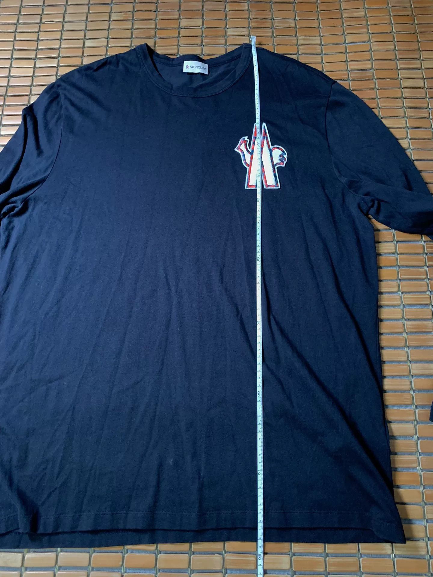 Moncler Moncler Chest Embroidered Long-Sleeve T-Shirt Size US M / EU 48-50 / 2 - 7 Thumbnail