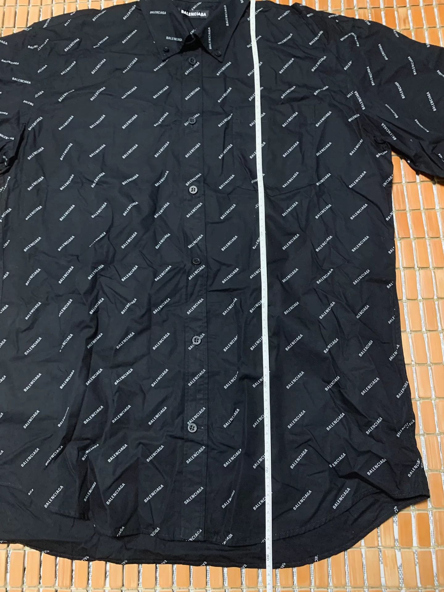 Balenciaga Balenciaga All-Over Print Short-Sleeve Shirt Size US M / EU 48-50 / 2 - 7 Thumbnail