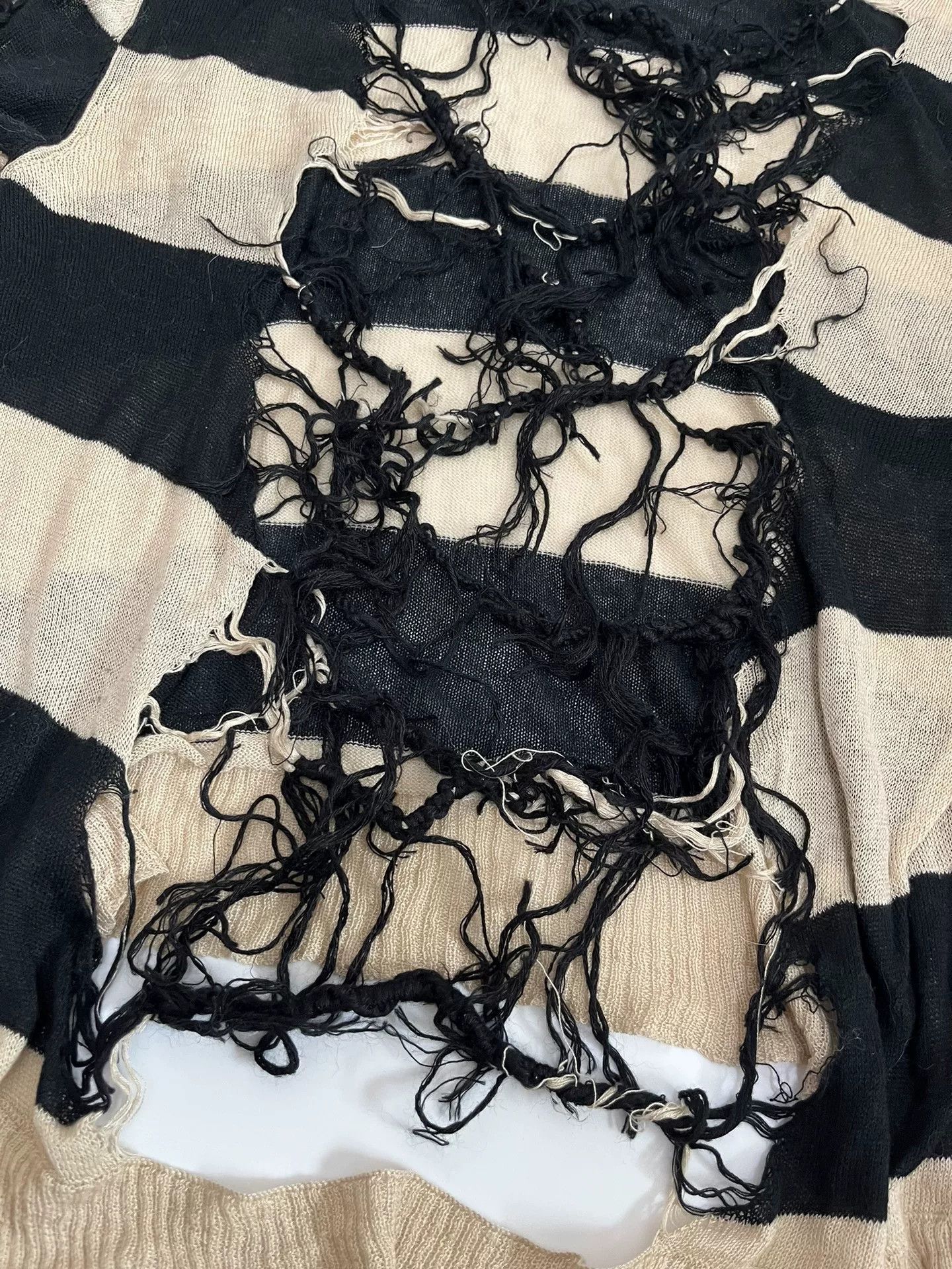 Nozomi Ishiguro Nozomi Ishiguro Torn Sweater Top Size M / US 6-8 / IT 42-44 - 5 Thumbnail