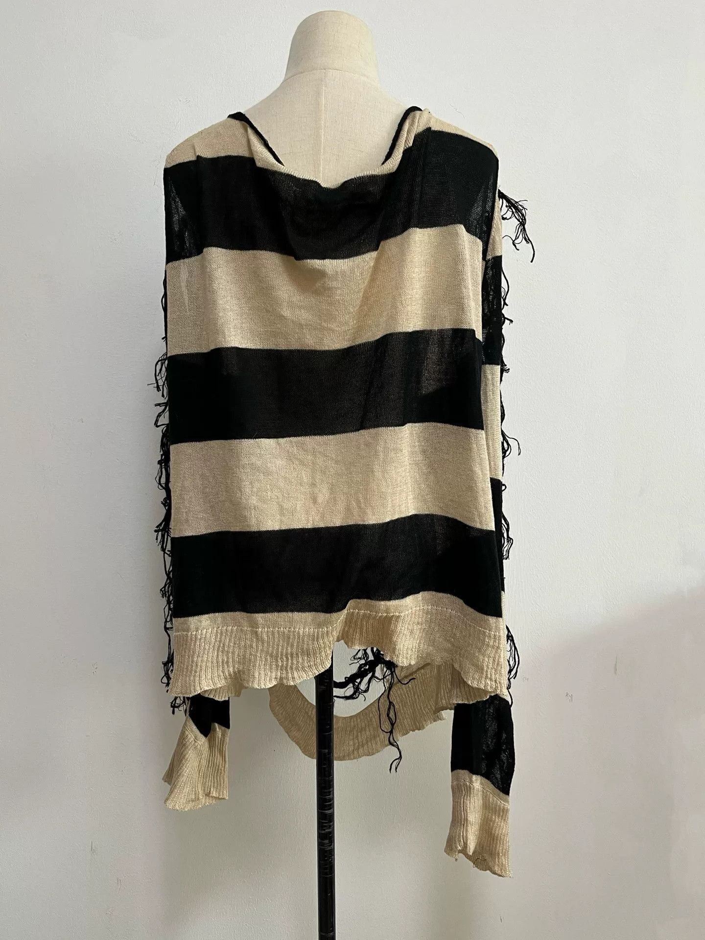 Nozomi Ishiguro Nozomi Ishiguro Torn Sweater Top Size M / US 6-8 / IT 42-44 - 3 Thumbnail