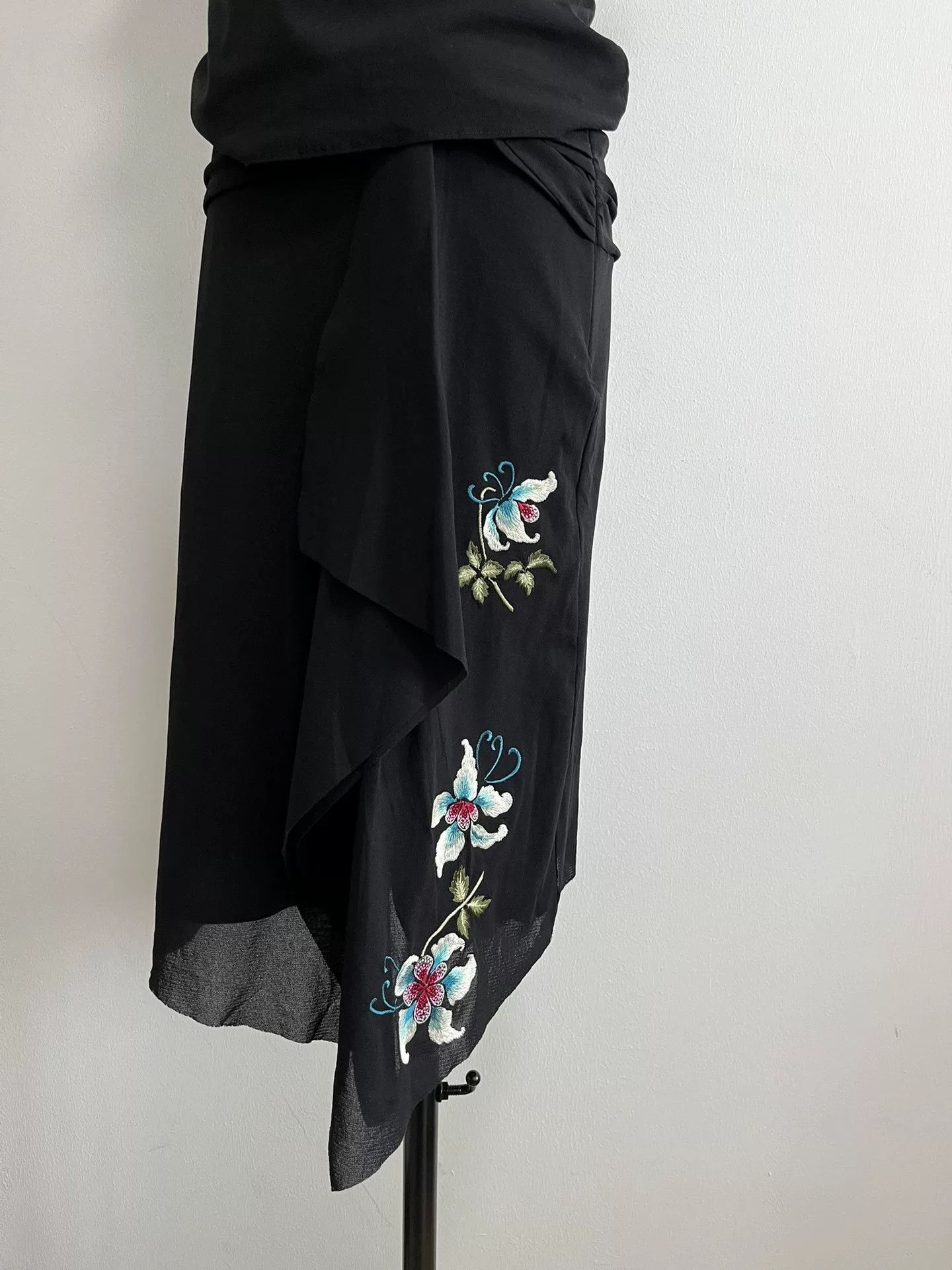 Vivienne Tam Vivienne Tam Embroidered Sleeveless Set Size M / US 6-8 / IT 42-44 - 5 Thumbnail