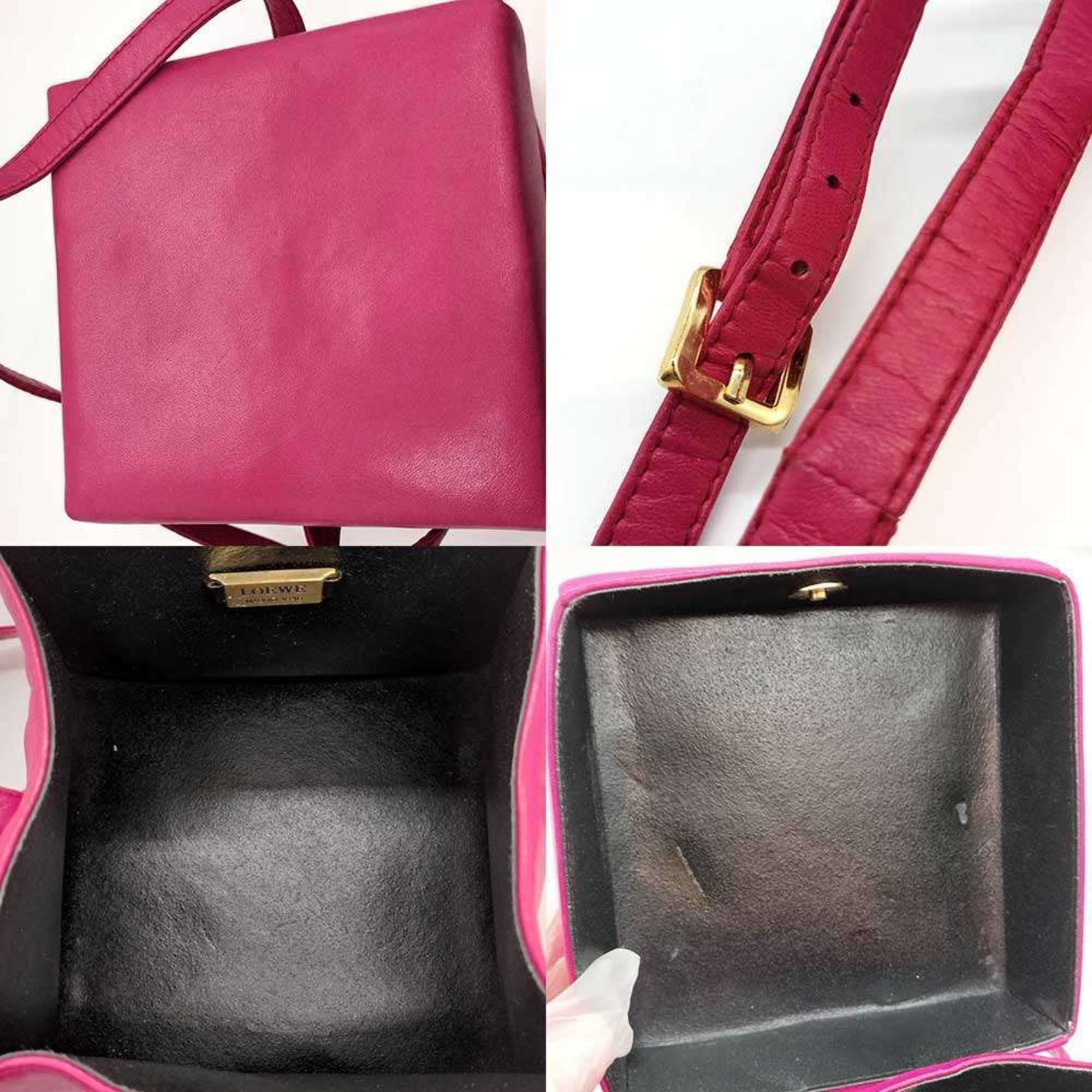 Loewe Loewe Shoulder Bag, Trapezoidal/Box Shape, Pink Lambskin Leather, Anagram Pattern, Women's LOEWE Size ONE SIZE - 4 Thumbnail