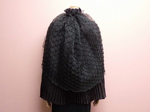 Masaki Matsushima Masaki Matsushima Pleated Cape Cardigan Size M / US 6-8 / IT 42-44 - 3 Thumbnail