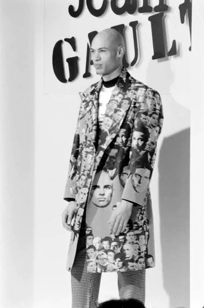 Jean Paul Gaultier Jean Paul Gaultier Portrait Print Shirt Size US M / EU 48-50 / 2 - 8 Thumbnail