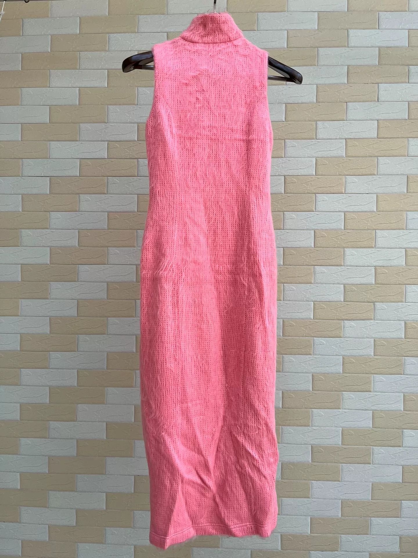 Fotus FOTUS Pink Fuzzy Sleeveless Dress Size M / US 6-8 / IT 42-44 - 6 Thumbnail