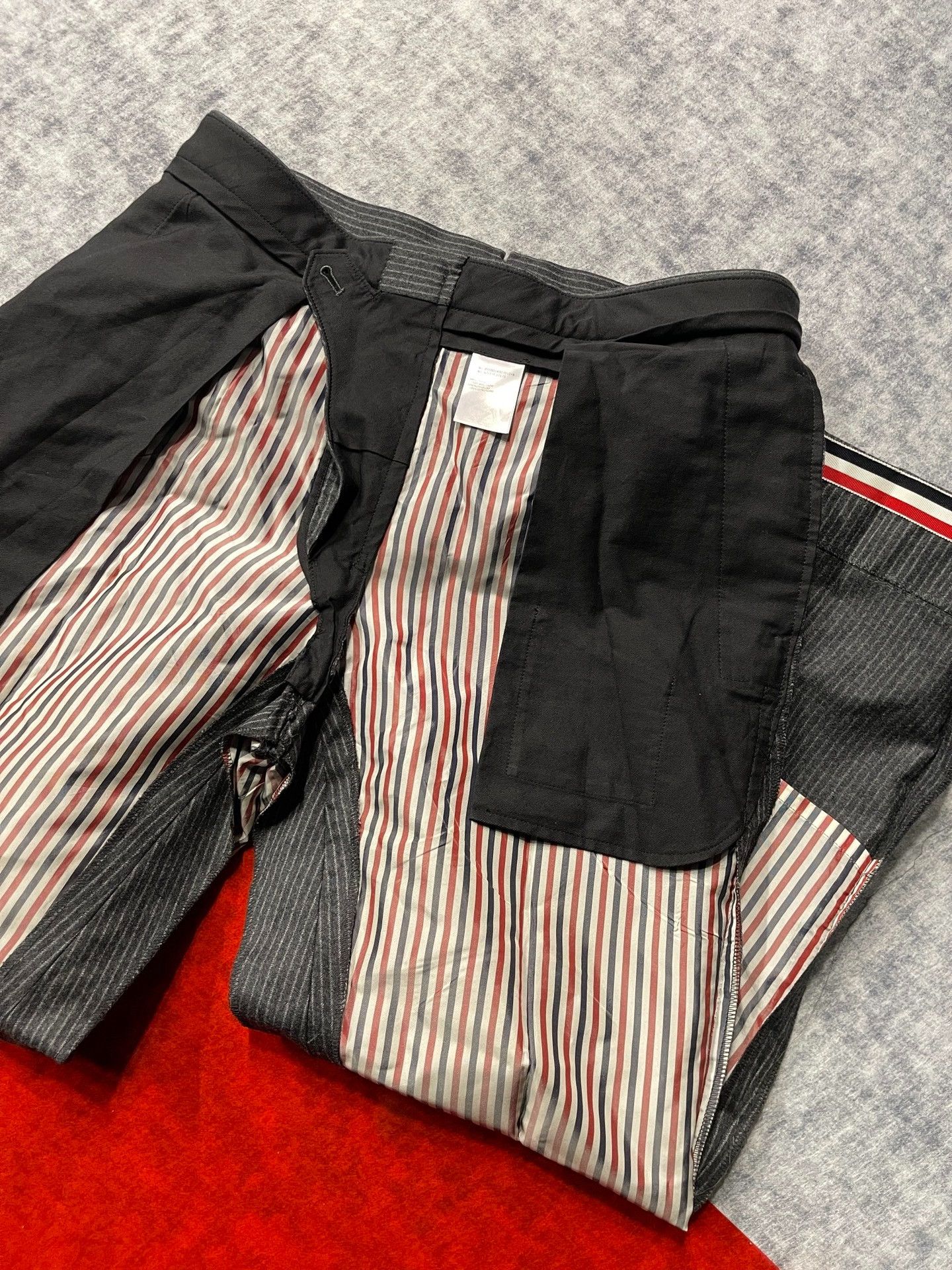 Thom Browne Thom Browne Striped Gray Tailored Pants Size US 31 - 5 Thumbnail