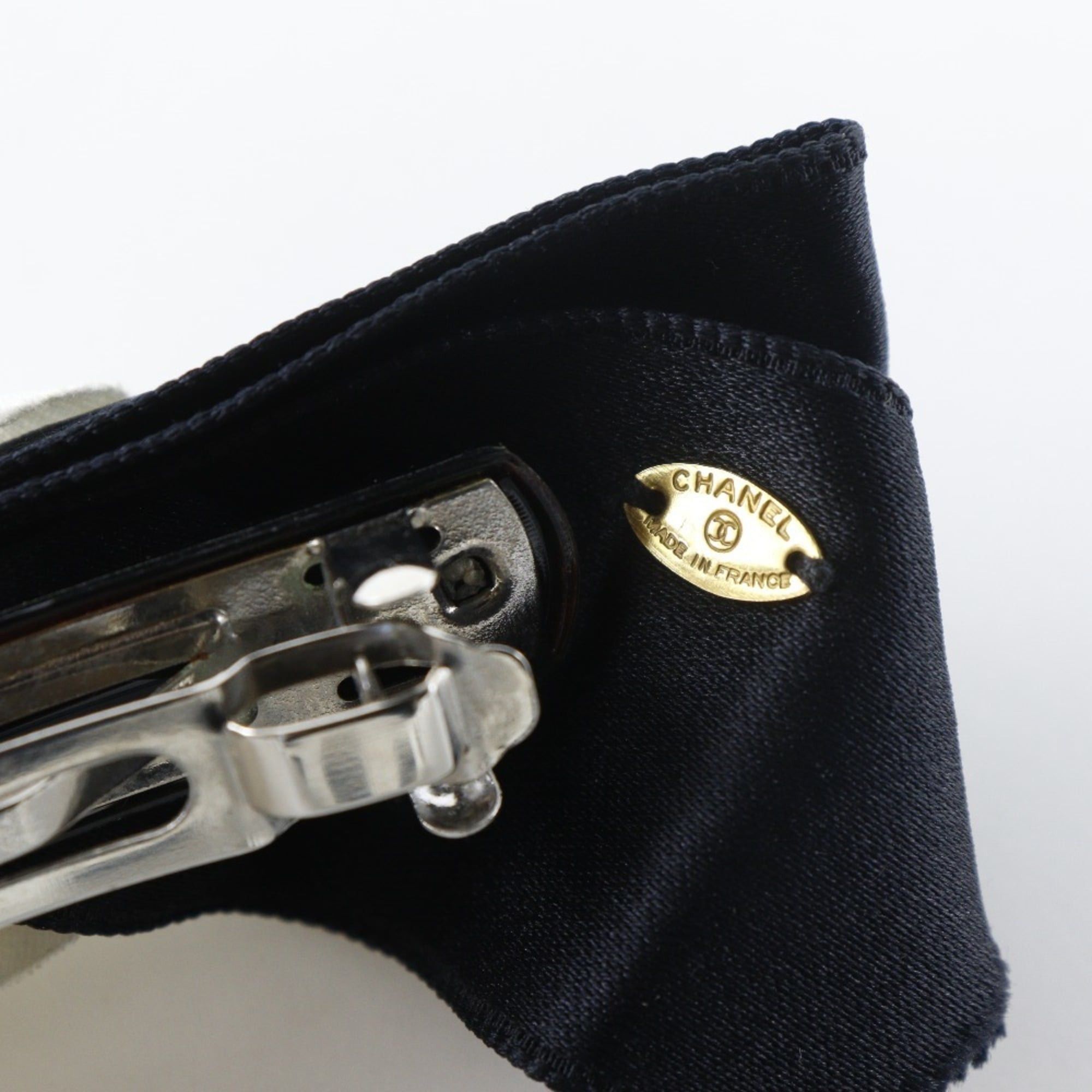 Chanel Chanel Camellia Ribbon Barrette, Satin, Black/White Ribbon, for Women Size ONE SIZE - 8 Thumbnail