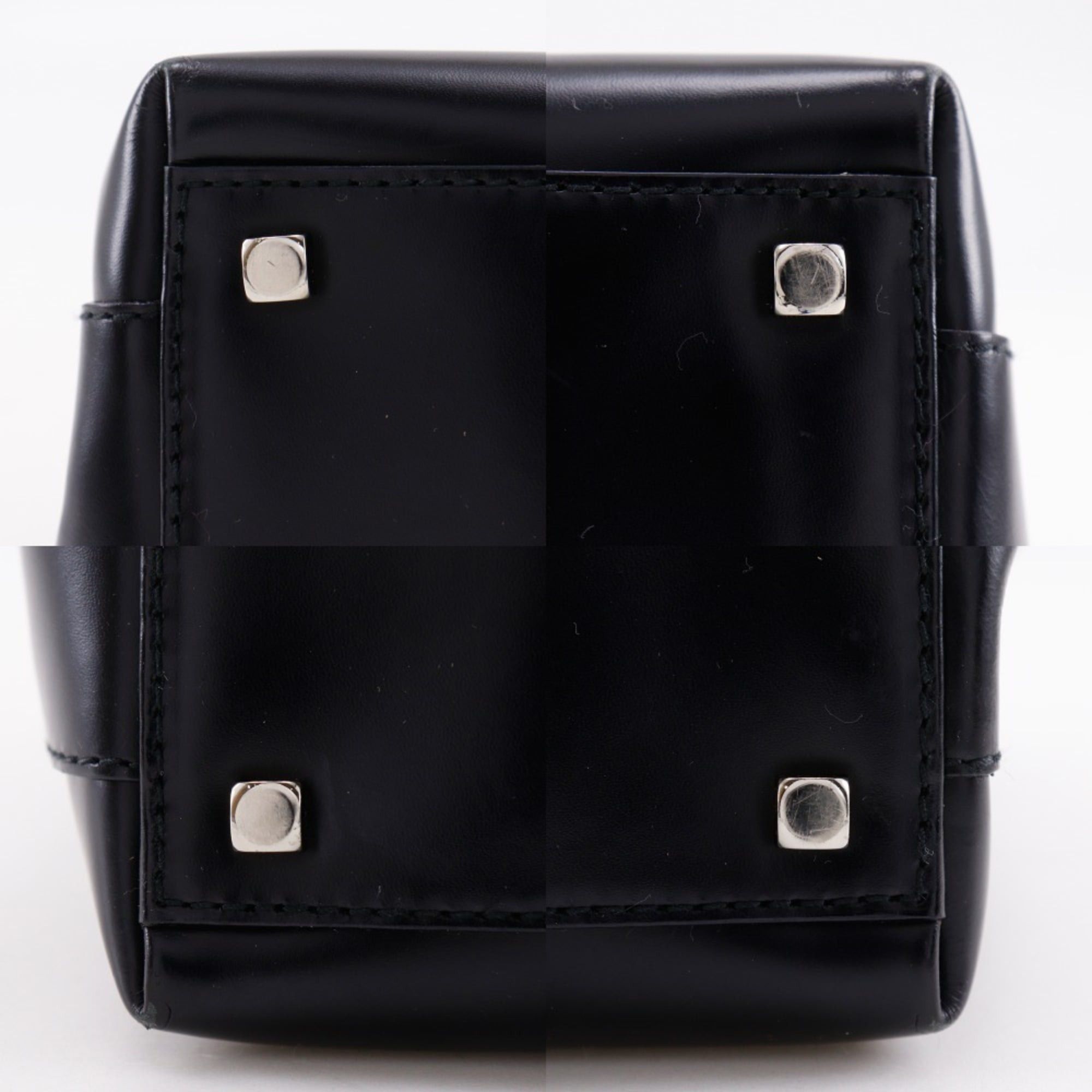 Salvatore Ferragamo Salvatore Ferragamo Gancini Handbag AQ-21 0167 Calfskin Black A5 Zipper Women's Size ONE SIZE - 7 Thumbnail