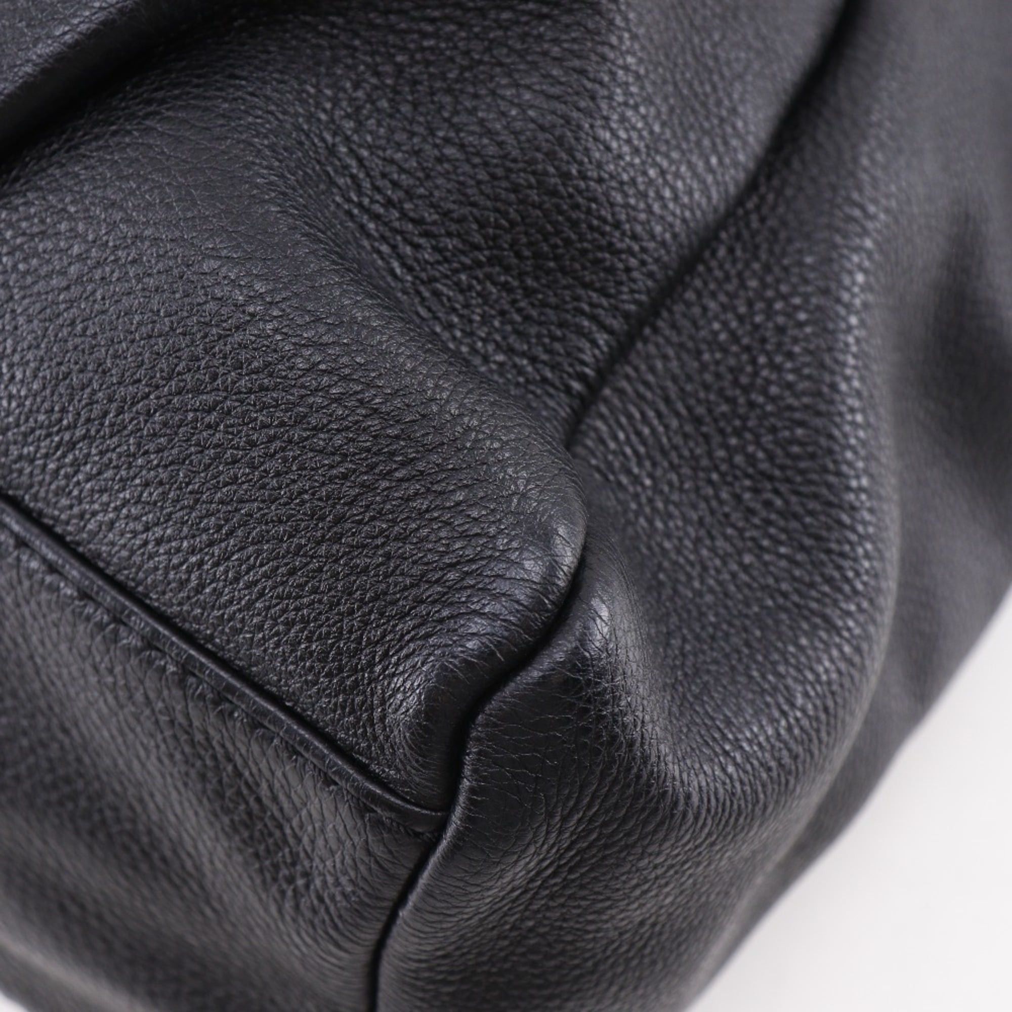 Marc by Marc Jacobs Marc by Marc Jacobs Marc by Jacobs Core Classic Q Fran Tote Bag, 2-Way Shoulder M3PE104, Leather, Black, 2-way, A4 size, Magnetic closure, Women's. Size ONE SIZE - 7 Thumbnail