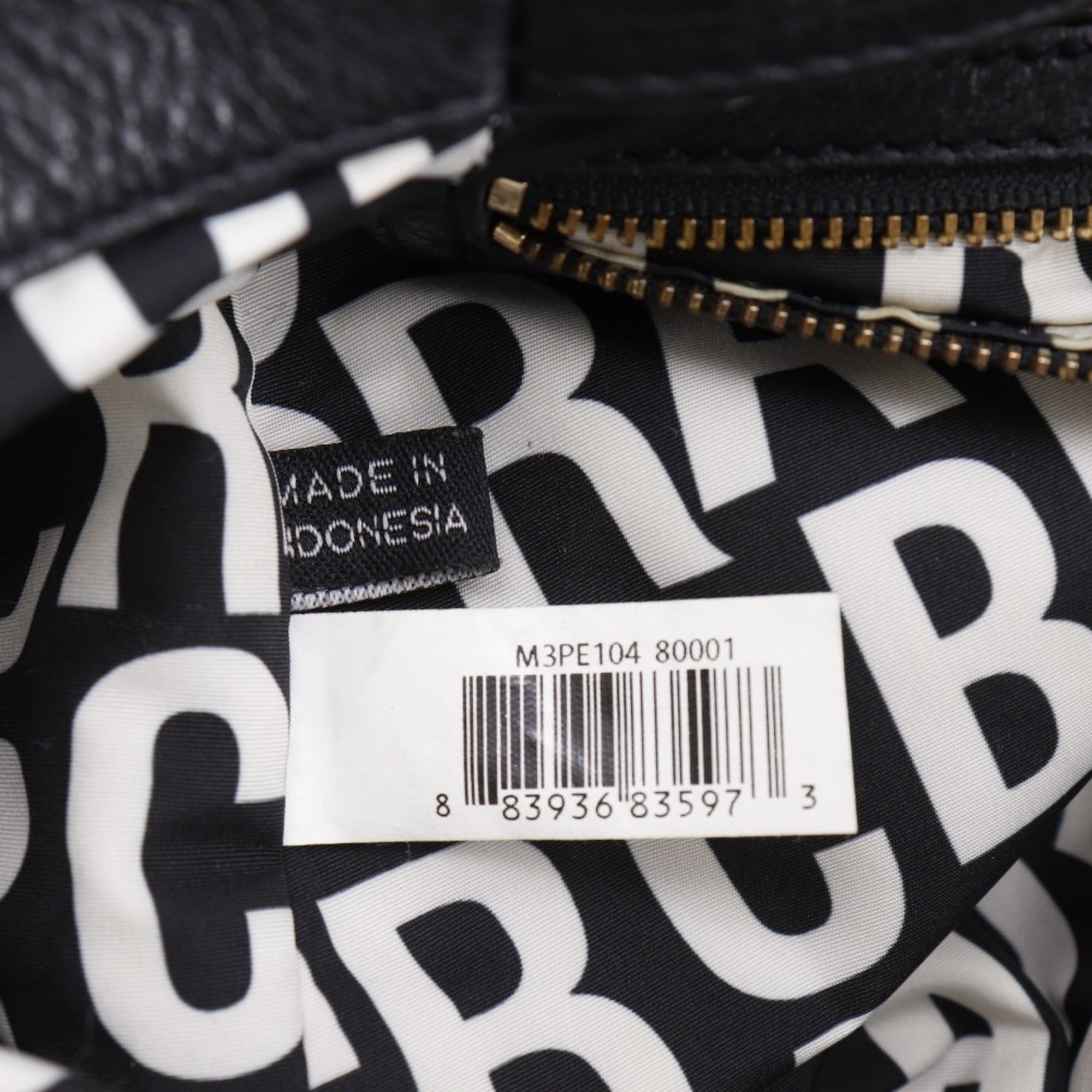 Marc by Marc Jacobs Marc by Marc Jacobs Marc by Jacobs Core Classic Q Fran Tote Bag, 2-Way Shoulder M3PE104, Leather, Black, 2-way, A4 size, Magnetic closure, Women's. Size ONE SIZE - 15 Thumbnail