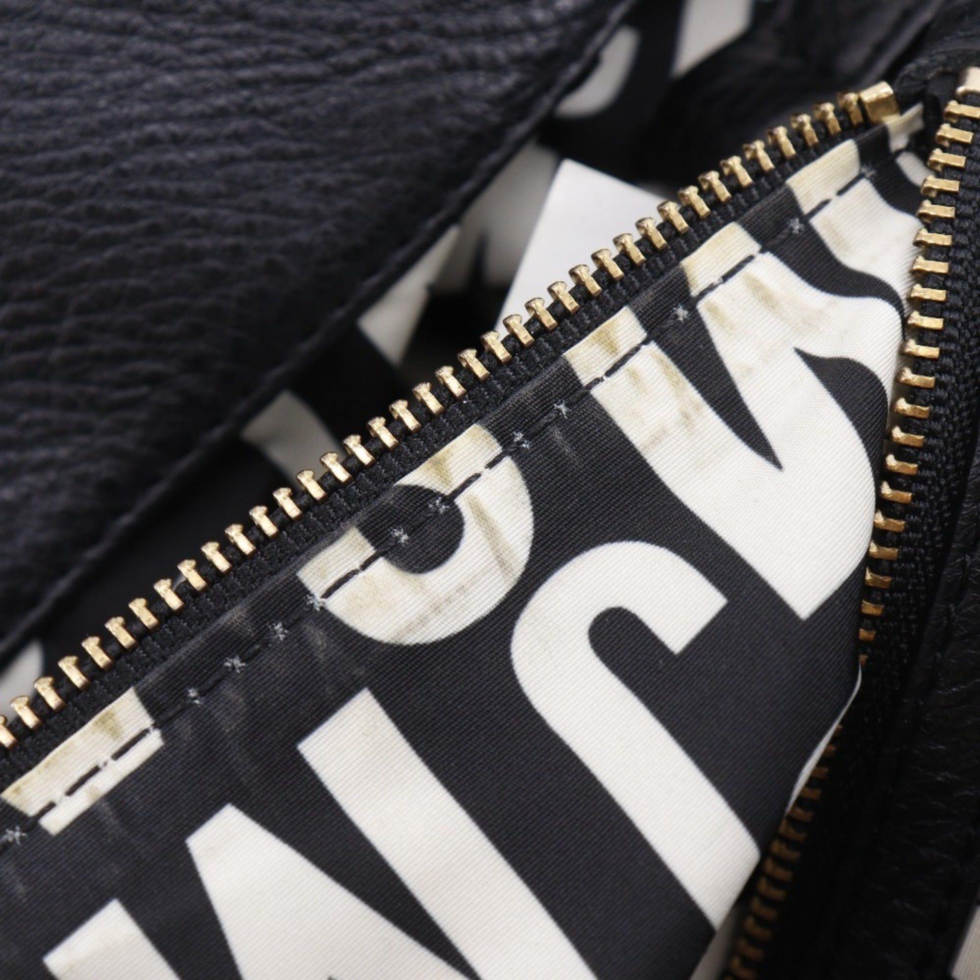 Marc by Marc Jacobs Marc by Marc Jacobs Marc by Jacobs Core Classic Q Fran Tote Bag, 2-Way Shoulder M3PE104, Leather, Black, 2-way, A4 size, Magnetic closure, Women's. Size ONE SIZE - 12 Thumbnail