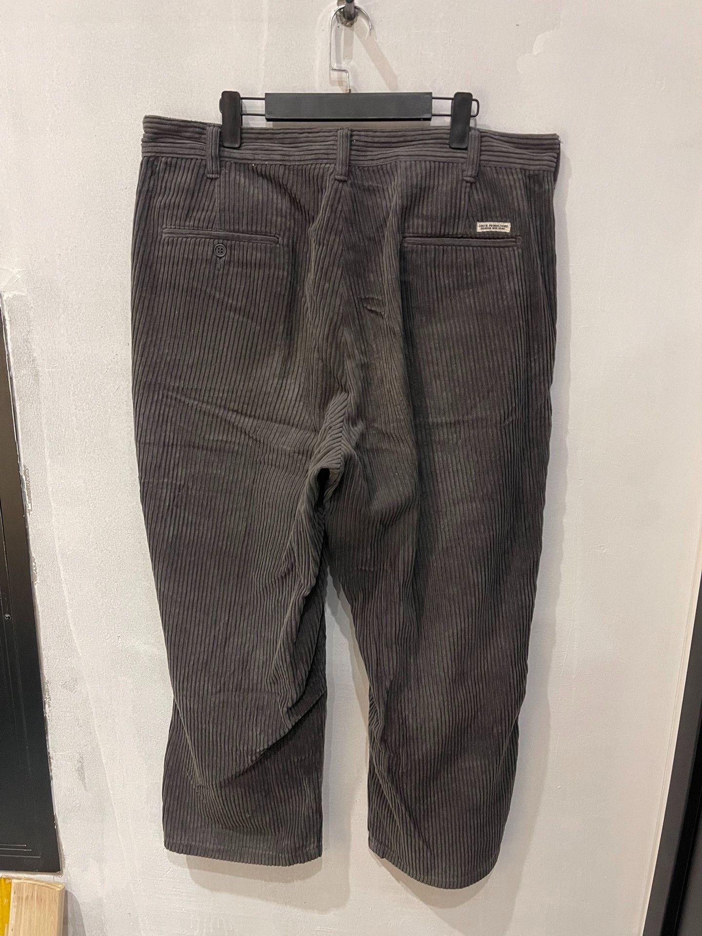 Japanese Brand Cootie Wide Corduroy 2 Tuck Trousers Size US 31 - 2 Thumbnail