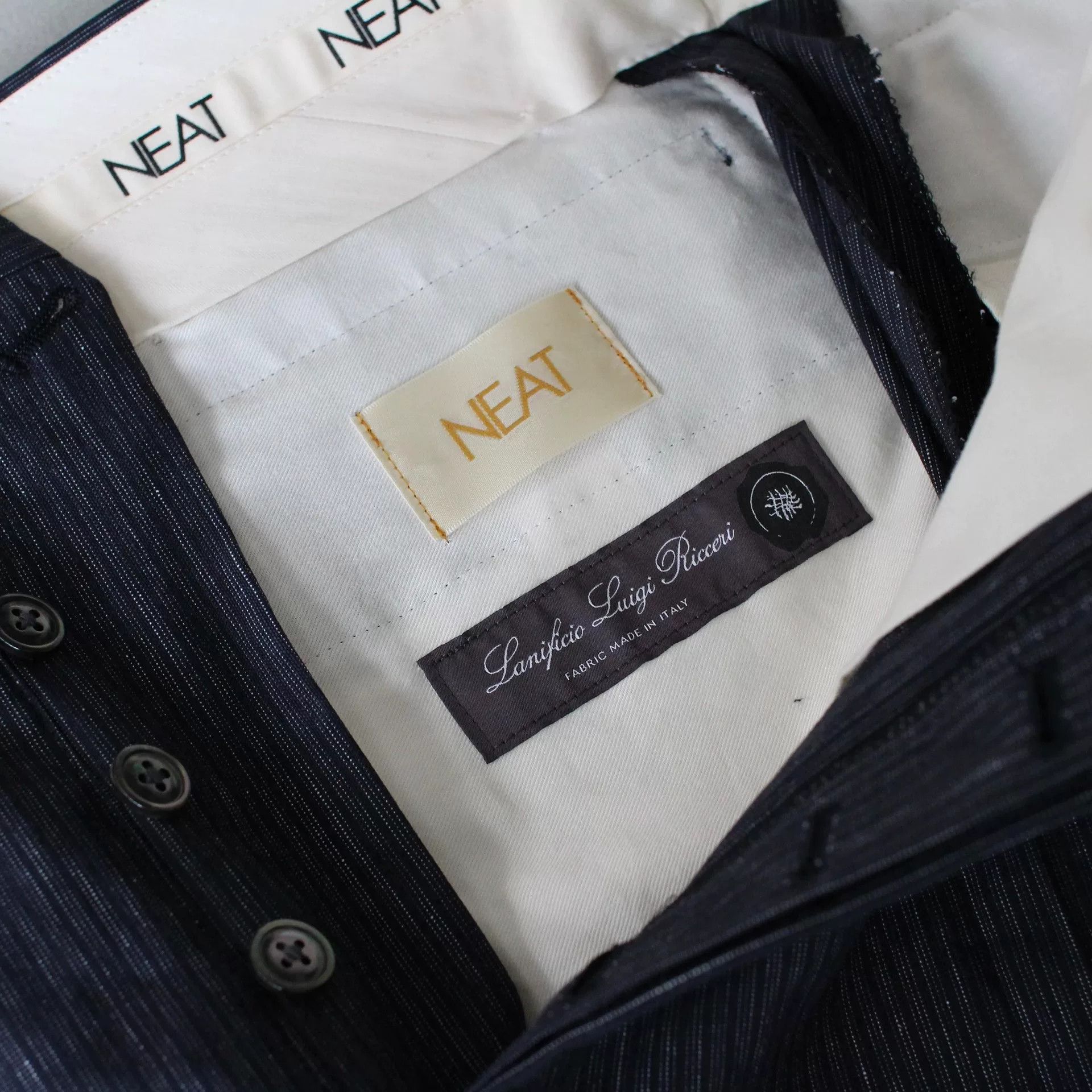 Other NEAT Italian Fabric Navy Pinstripe Trousers Size US 31 - 3 Thumbnail