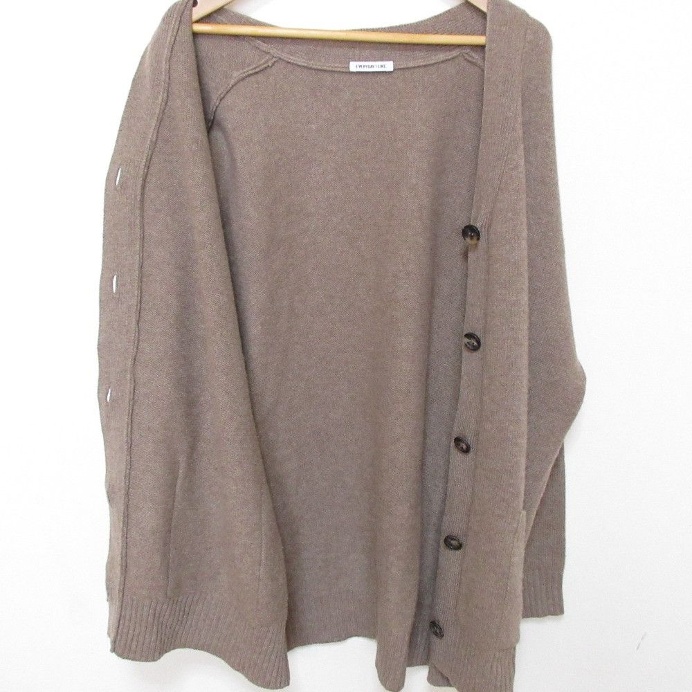 Other Other EVERYDAY I LIKE Wool Cashmere Cardigan Textile Tops DUTY FREE for USA Size ONE SIZE - 8 Thumbnail
