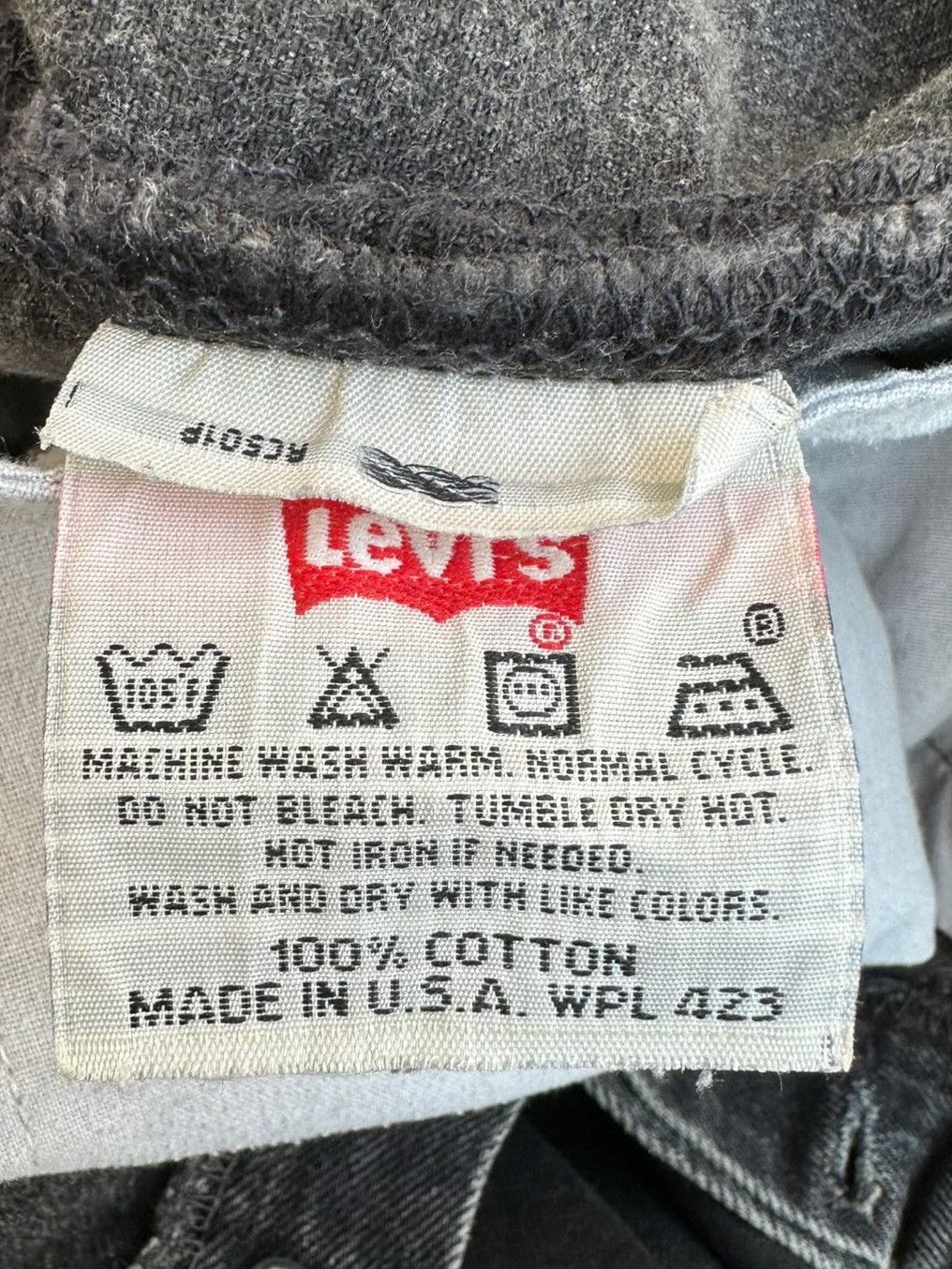 Vintage Vintage Levi's 501 US-Made 90s Size US 31 - 4 Thumbnail