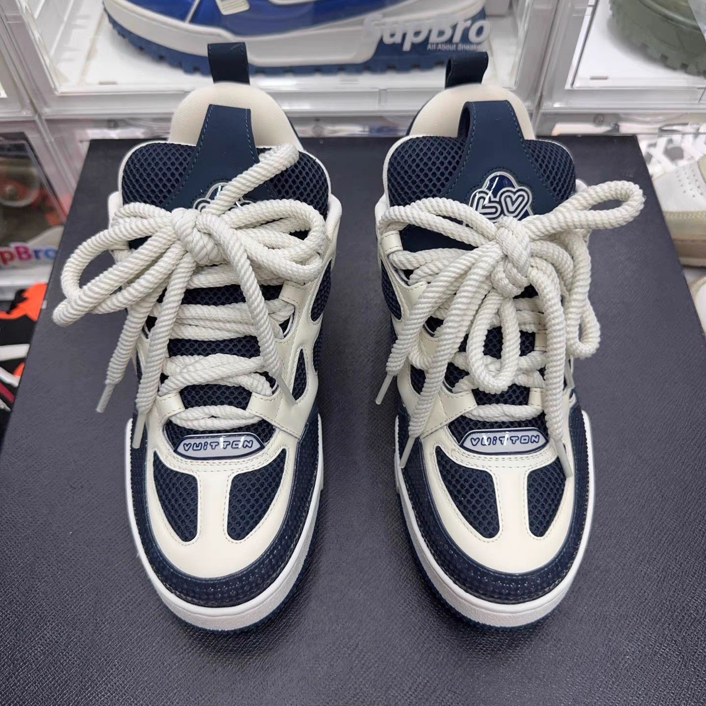 Louis Vuitton Blue Lowtop Sneakers Size 8 Size US 8 / EU 41 - 2 Thumbnail