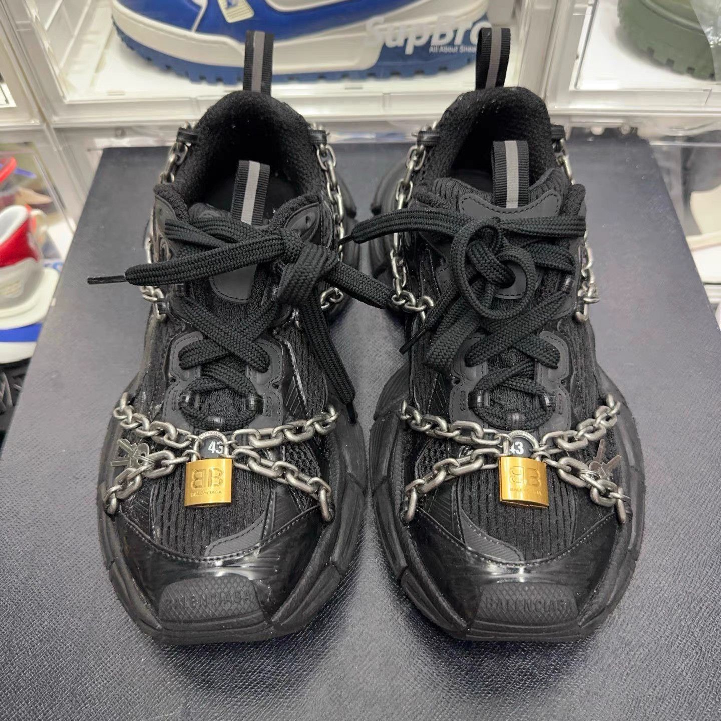 Balenciaga Black Chain-Accented Chunky Sneakers Size US 10 / EU 43 - 2 Thumbnail