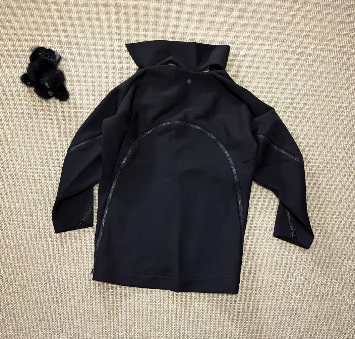 Issey Miyake Black Lightweight Jacket with Collar - Size M Size US M / EU 48-50 / 2 - 5 Thumbnail