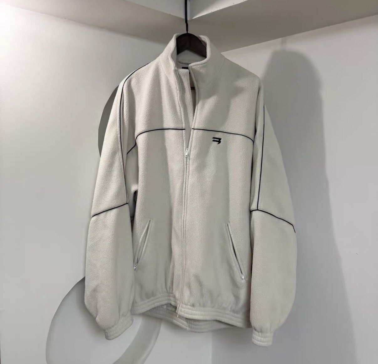 Balenciaga White Zip-Up Light Jacket with Contrast Stitching Size US M / EU 48-50 / 2 - 5 Thumbnail