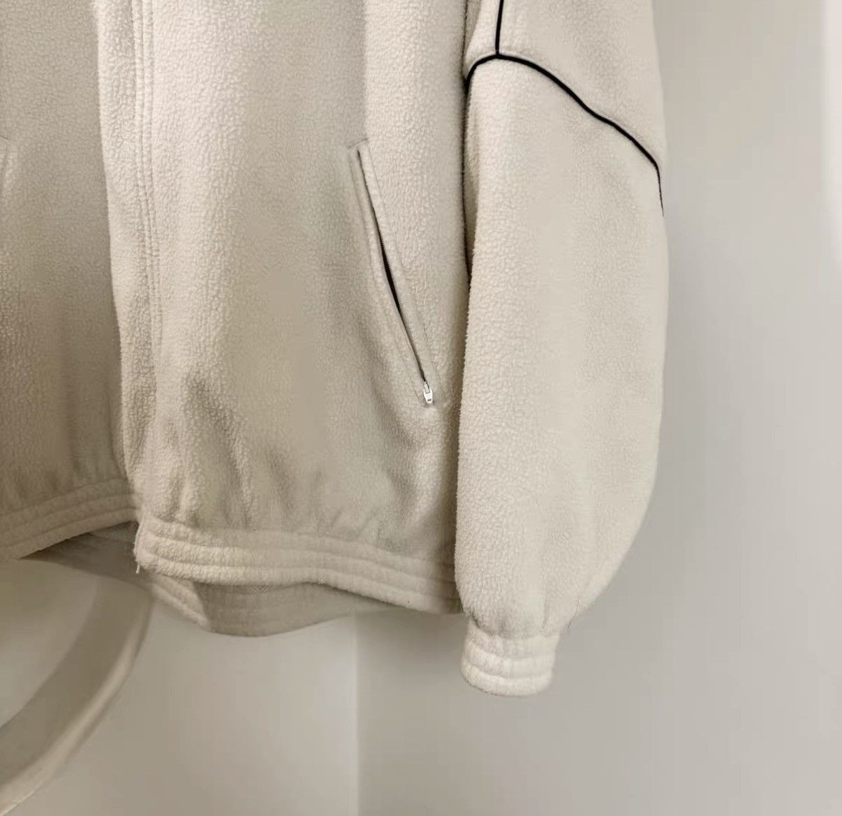 Balenciaga White Zip-Up Light Jacket with Contrast Stitching Size US M / EU 48-50 / 2 - 6 Thumbnail