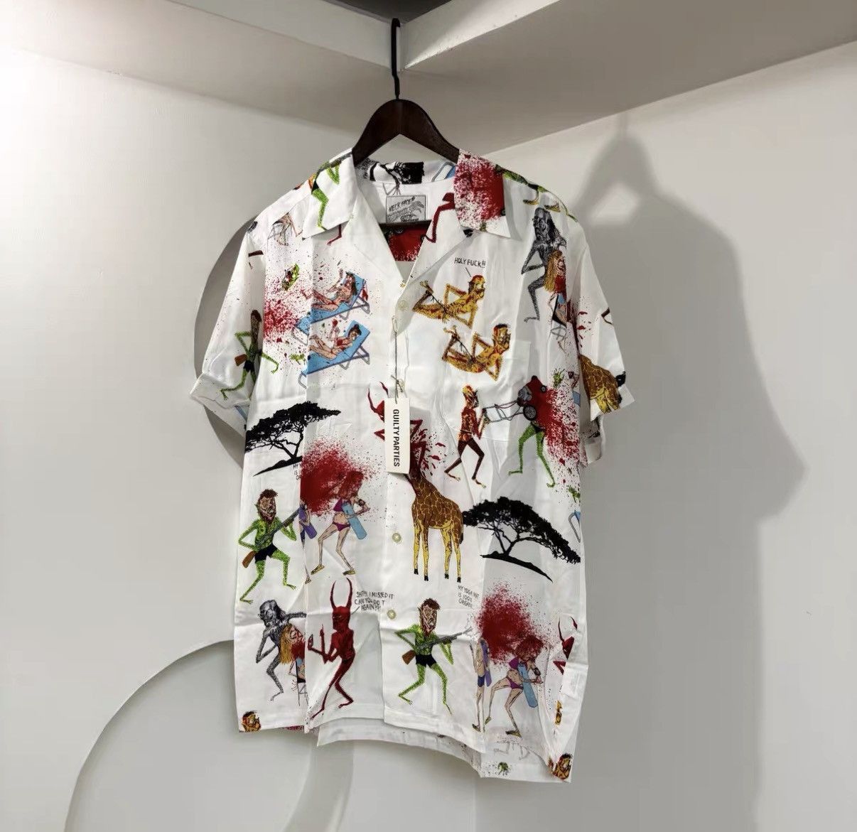 Wacko Maria White Graphic Print Short Sleeve Button-Up Size US XL / EU 56 / 4 - 4 Thumbnail