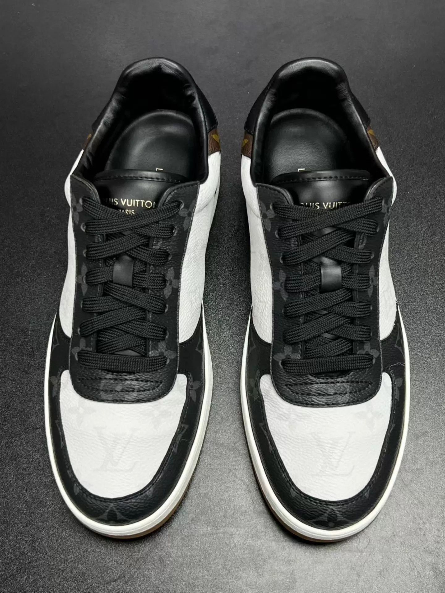 Louis Vuitton Multi Color Low-Top Sneakers Size 7 Size US 7 / EU 40 - 3 Thumbnail