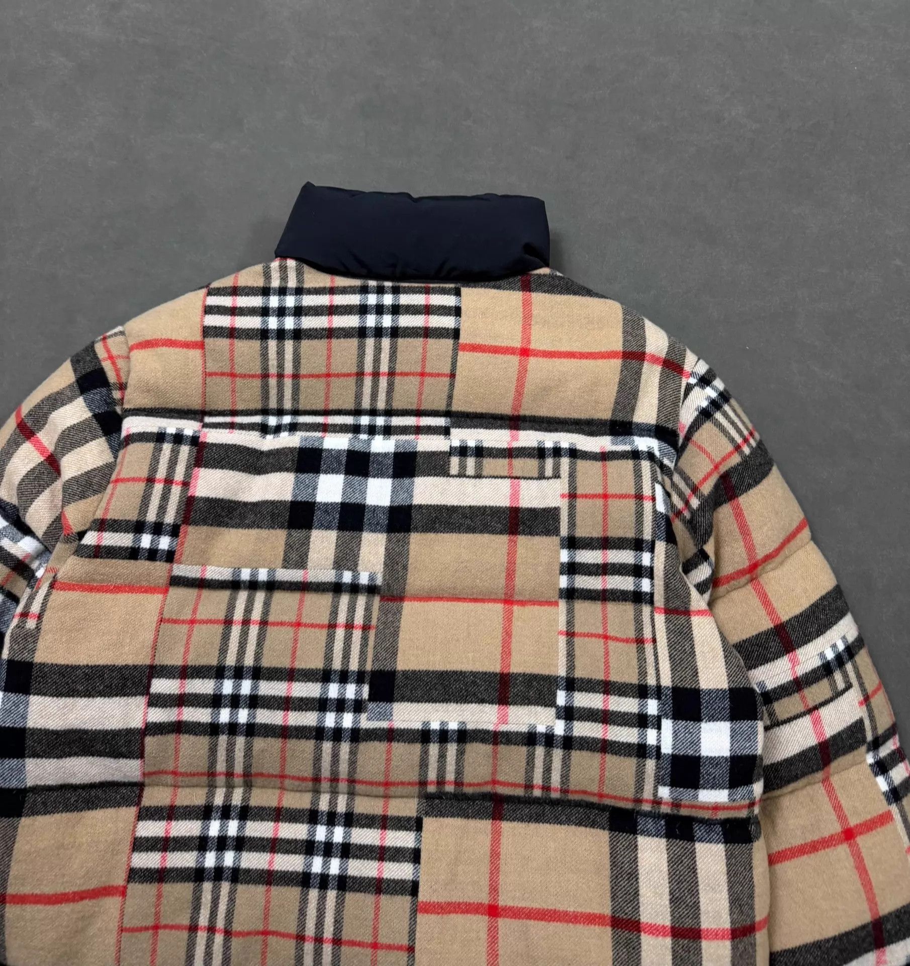 Burberry Plaid Quilted Patchwork Jacket with High Collar Size US M / EU 48-50 / 2 - 5 Thumbnail