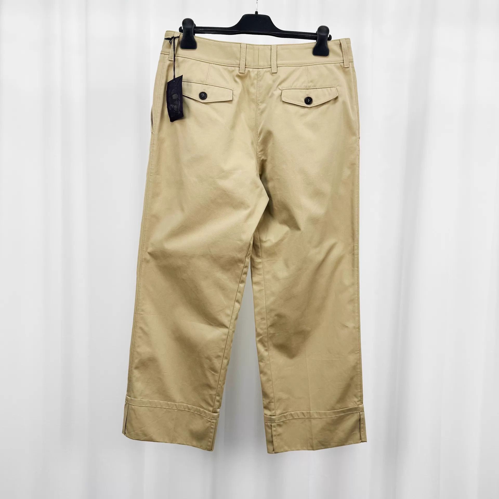 Prada Beige Cropped Pants Size 30 Size US 30 / EU 46 - 2 Thumbnail