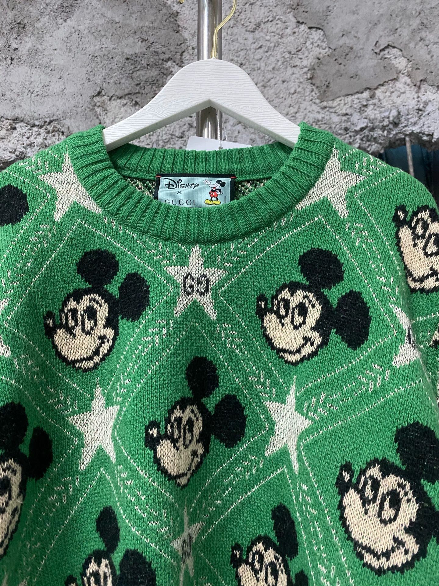 Gucci Green Mickey Mouse Star Pattern Knit Sweater Size US S / EU 44-46 / 1 - 3 Thumbnail
