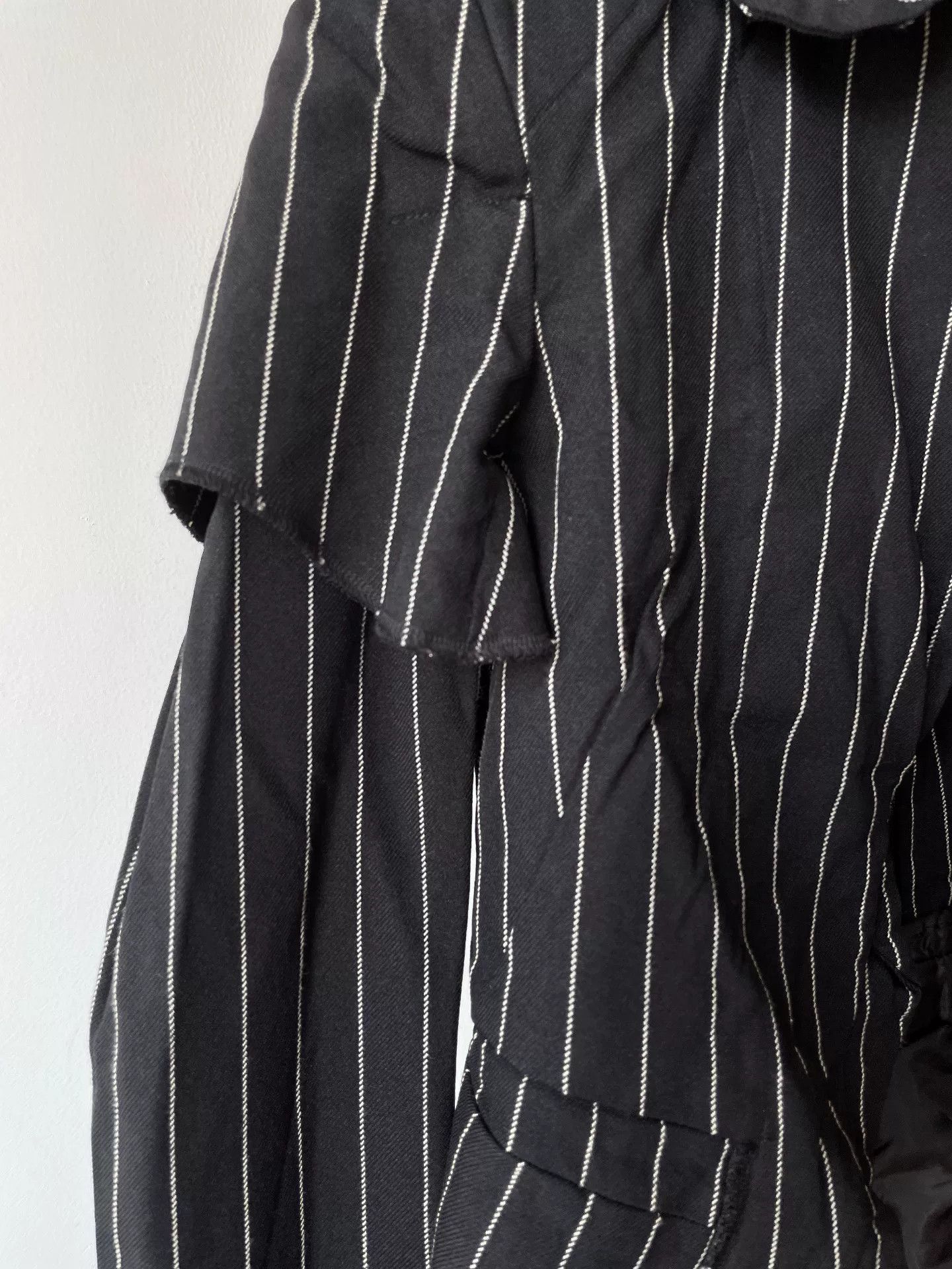 Comme des Garcons Comme des Garçons Stripe Deconstructed Blazer Size US S / EU 44-46 / 1 - 5 Thumbnail