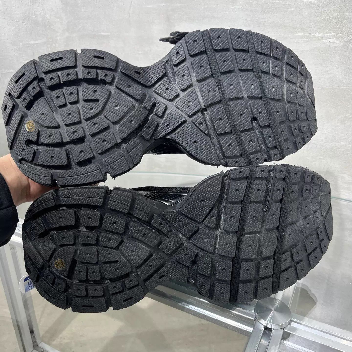 Balenciaga Black High-Top Sneakers Size 12 Size US 12 / EU 45 - 7 Thumbnail