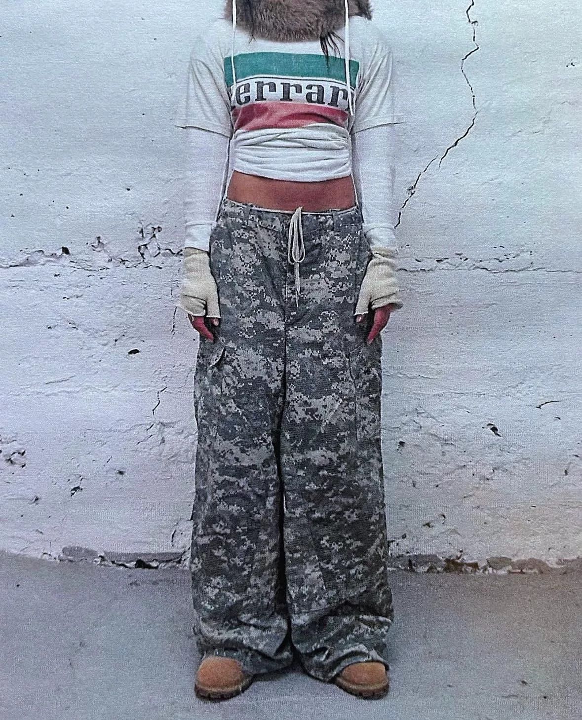 Vintage Vintage Digital Camo Wide-Leg Remake Pants Size US 31 - 8 Thumbnail