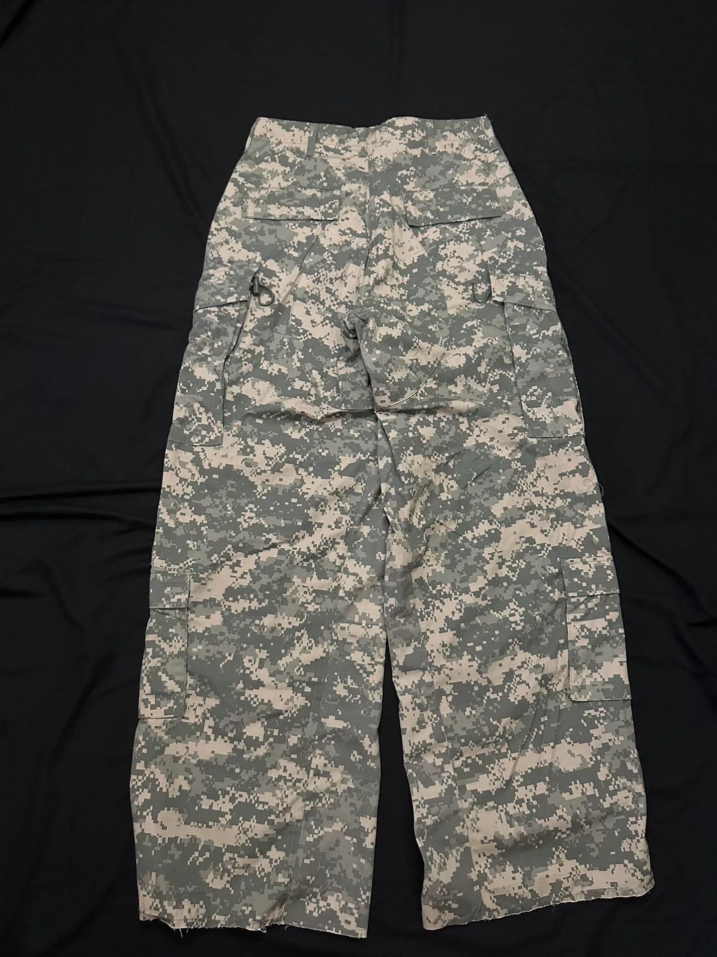 Vintage Vintage Digital Camo Wide-Leg Remake Pants Size US 31 - 4 Thumbnail