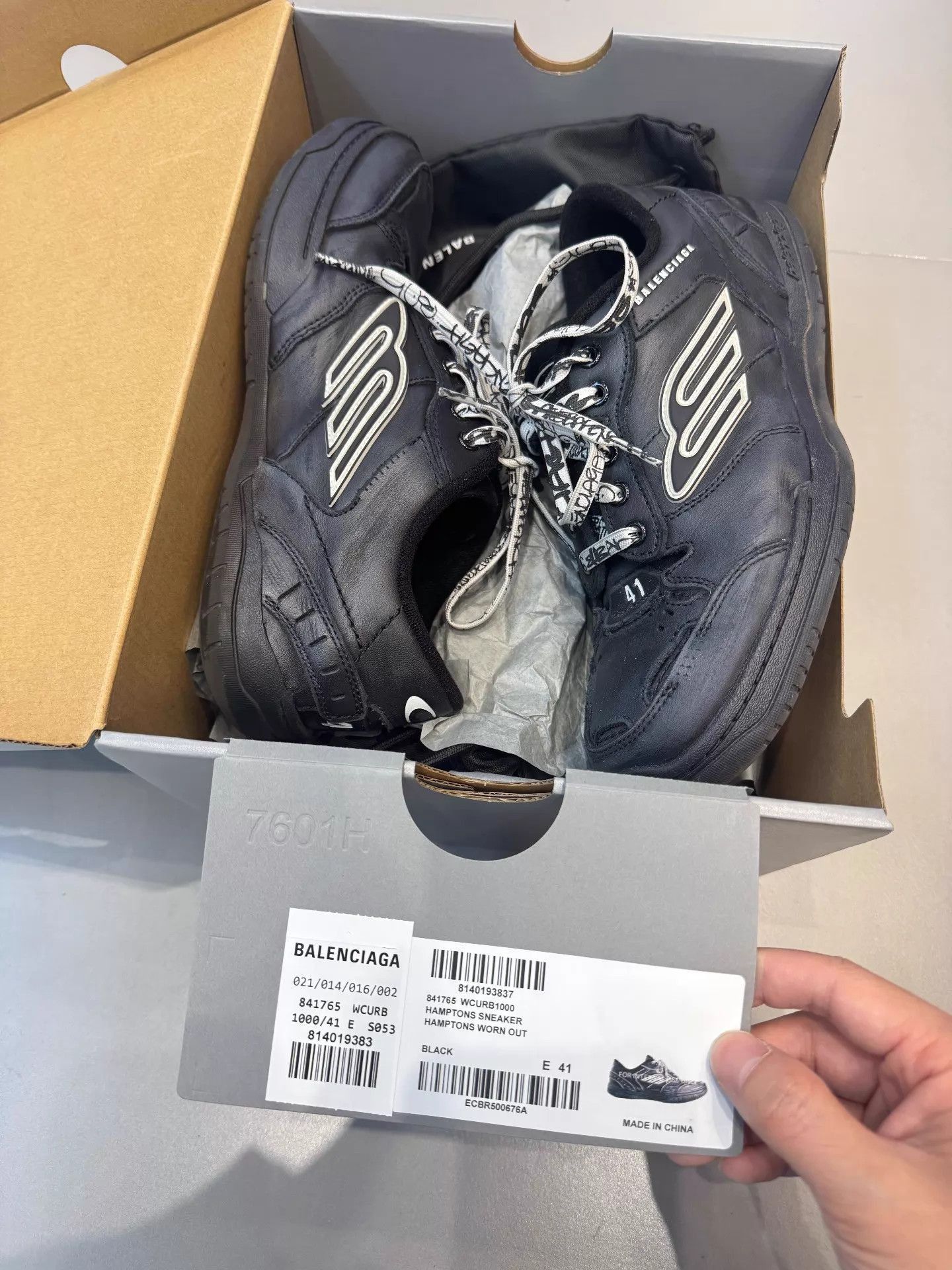 Balenciaga Black Low-Top Sneakers with Printed Laces Size US 8 / EU 41 - 6 Thumbnail