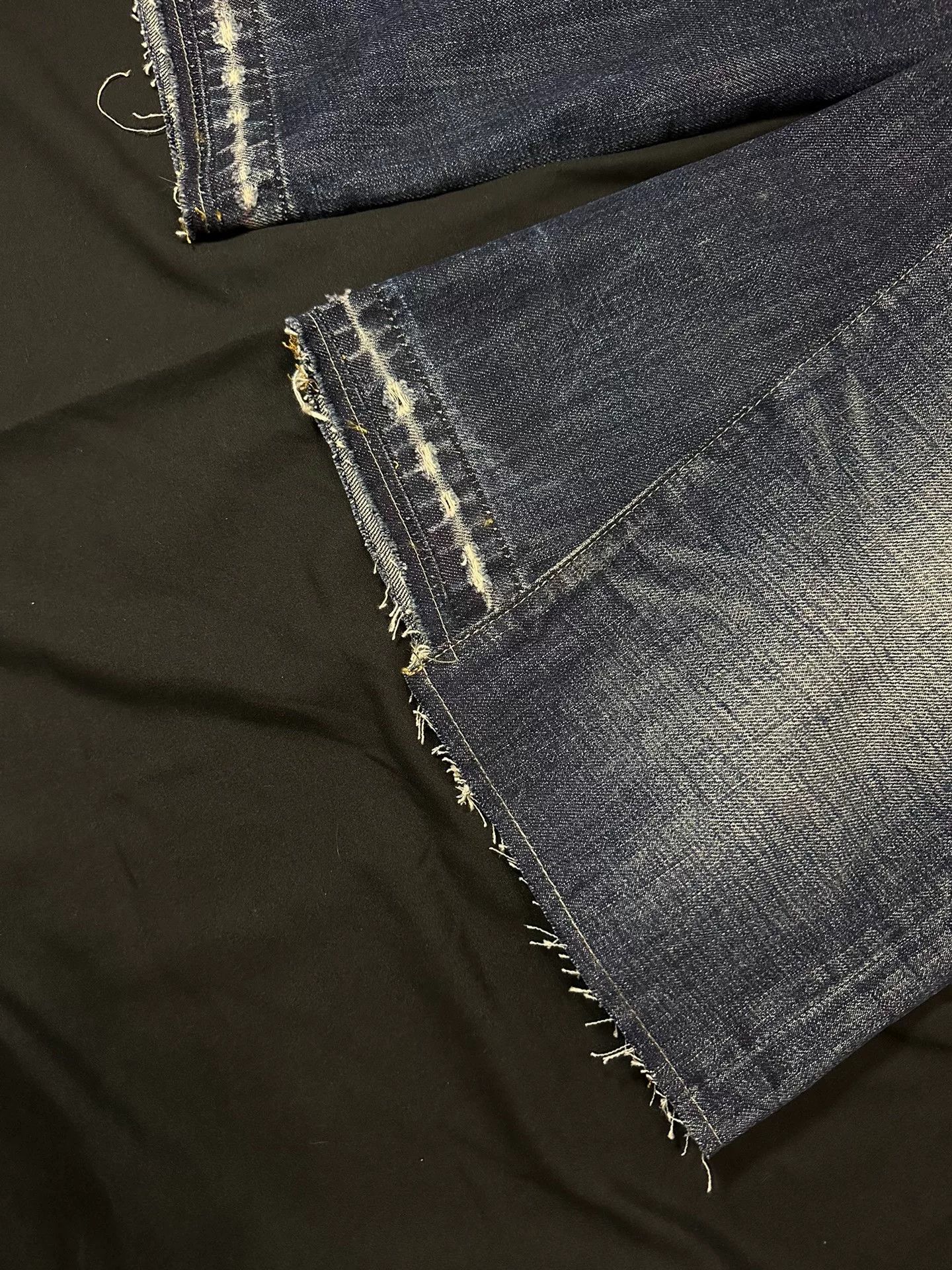 Vintage Vintage 90s Distressed Denim Shorts Size US 31 - 3 Thumbnail