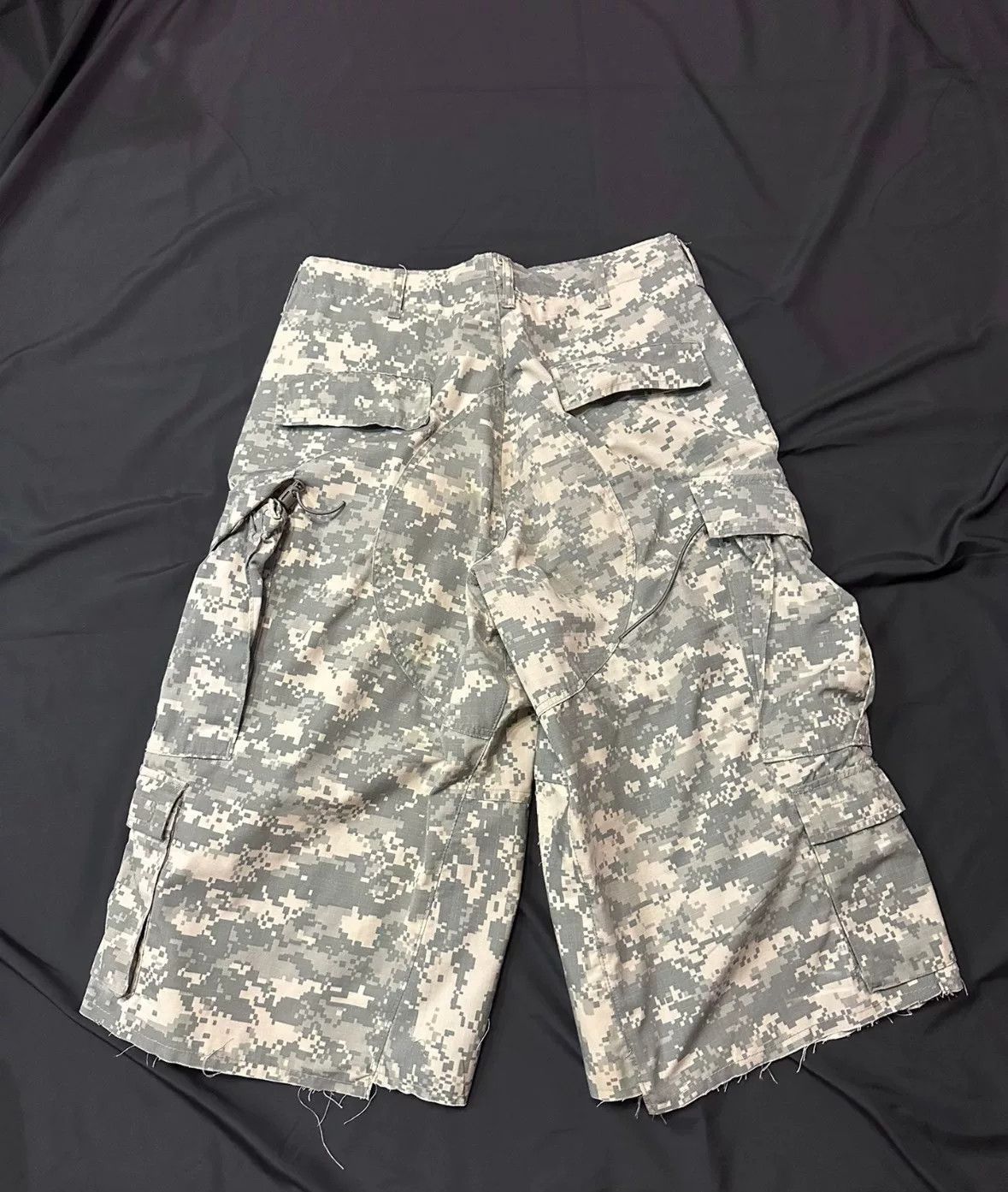 Vintage Vintage Digital Camo Cargo Remake Pants Size US 31 - 3 Thumbnail