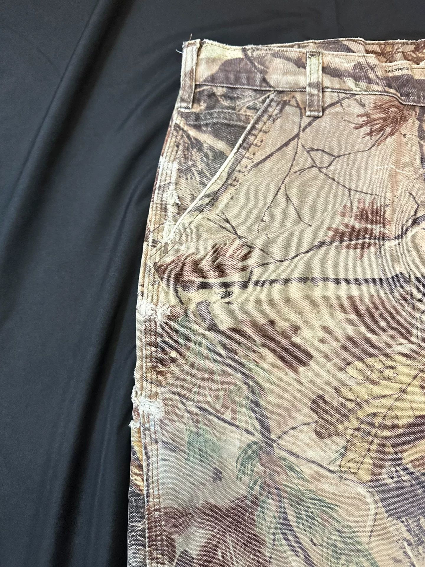 Carhartt Carhartt Camo Tree Pattern Pants Size US 31 - 4 Thumbnail