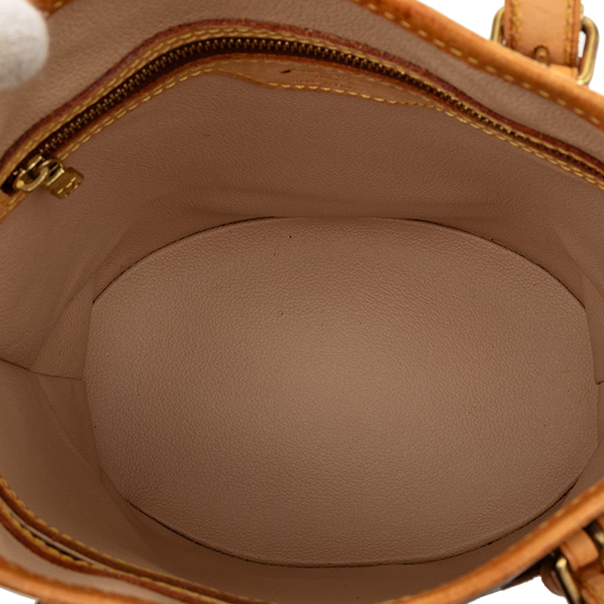 Louis Vuitton Monogram Petit Bucket Size ONE SIZE - 4 Thumbnail