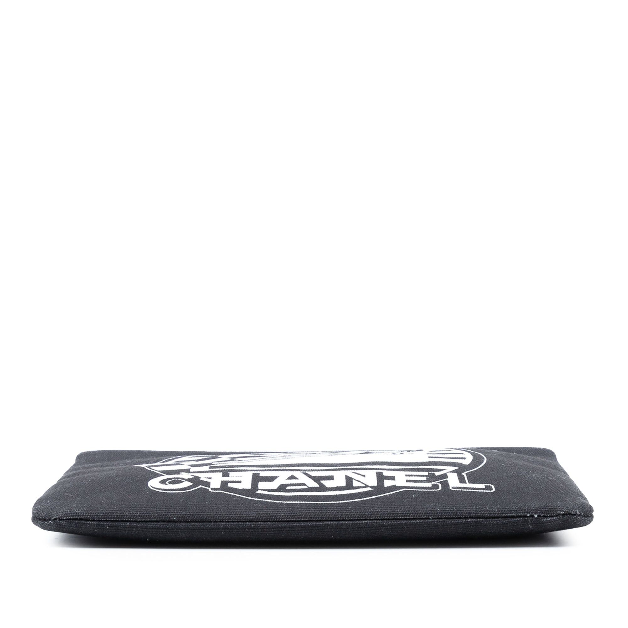Chanel Medium Canvas La Pausa Zip O Case Clutch Size ONE SIZE - 3 Thumbnail