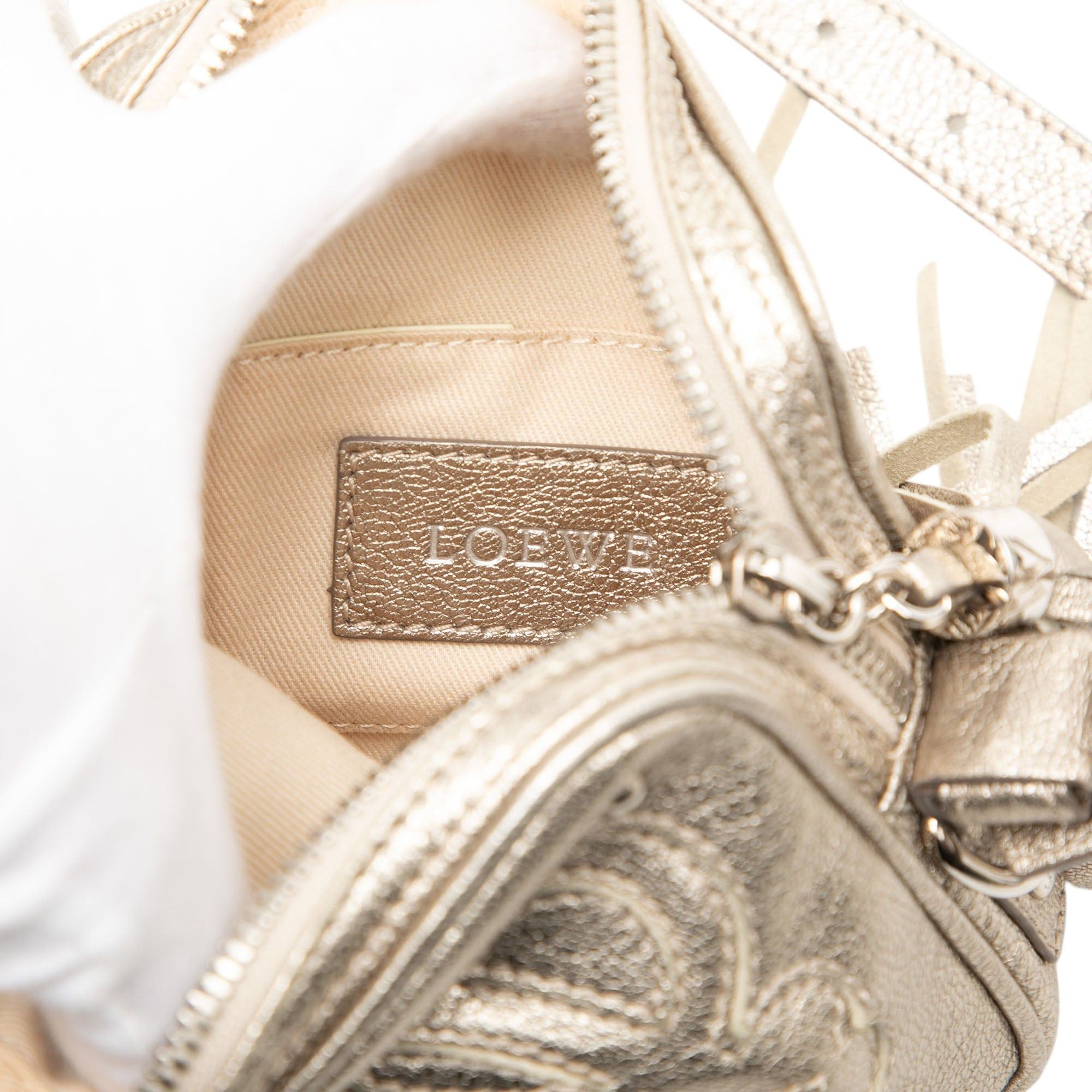 Loewe Mini Metallic Goatskin Anagram Tassel Crossbody Size ONE SIZE - 5 Thumbnail