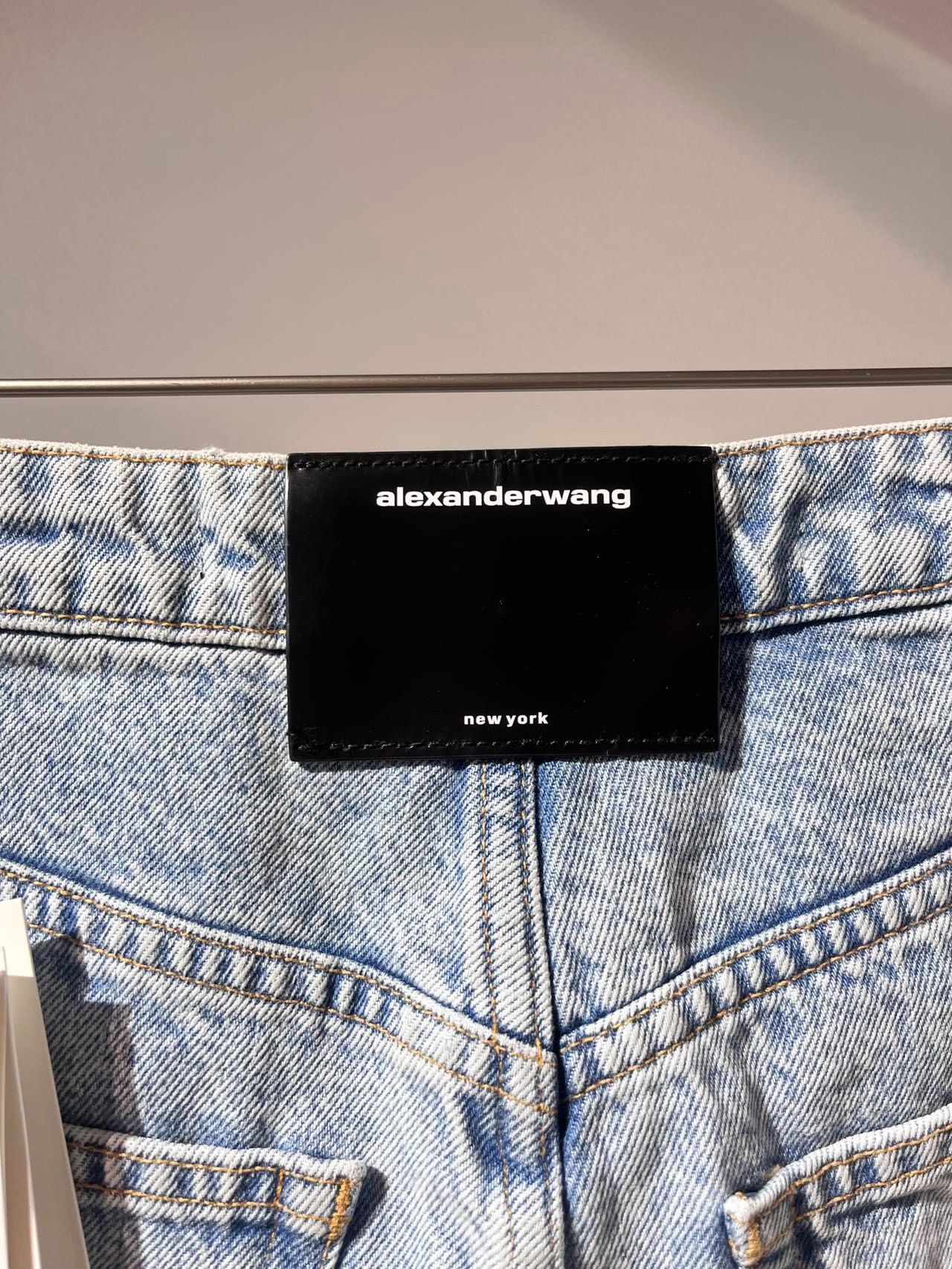 Alexander Wang Alexander Wang Women's Denim Shorts Size 25" / US 0 / IT 36 - 4 Thumbnail