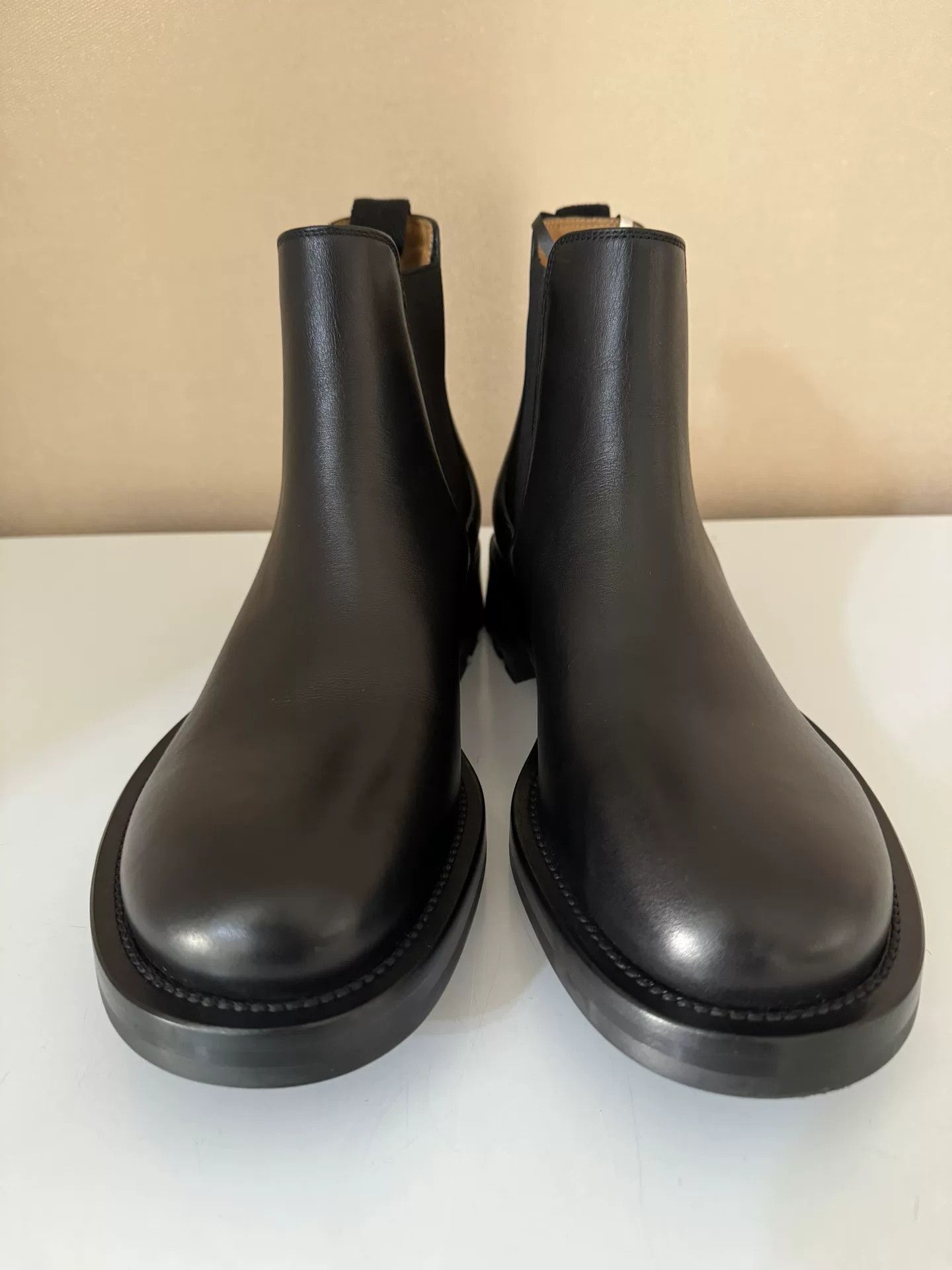 Valentino Valentino Garavani Men's Chelsea Boots Size US 7 / EU 40 - 2 Thumbnail