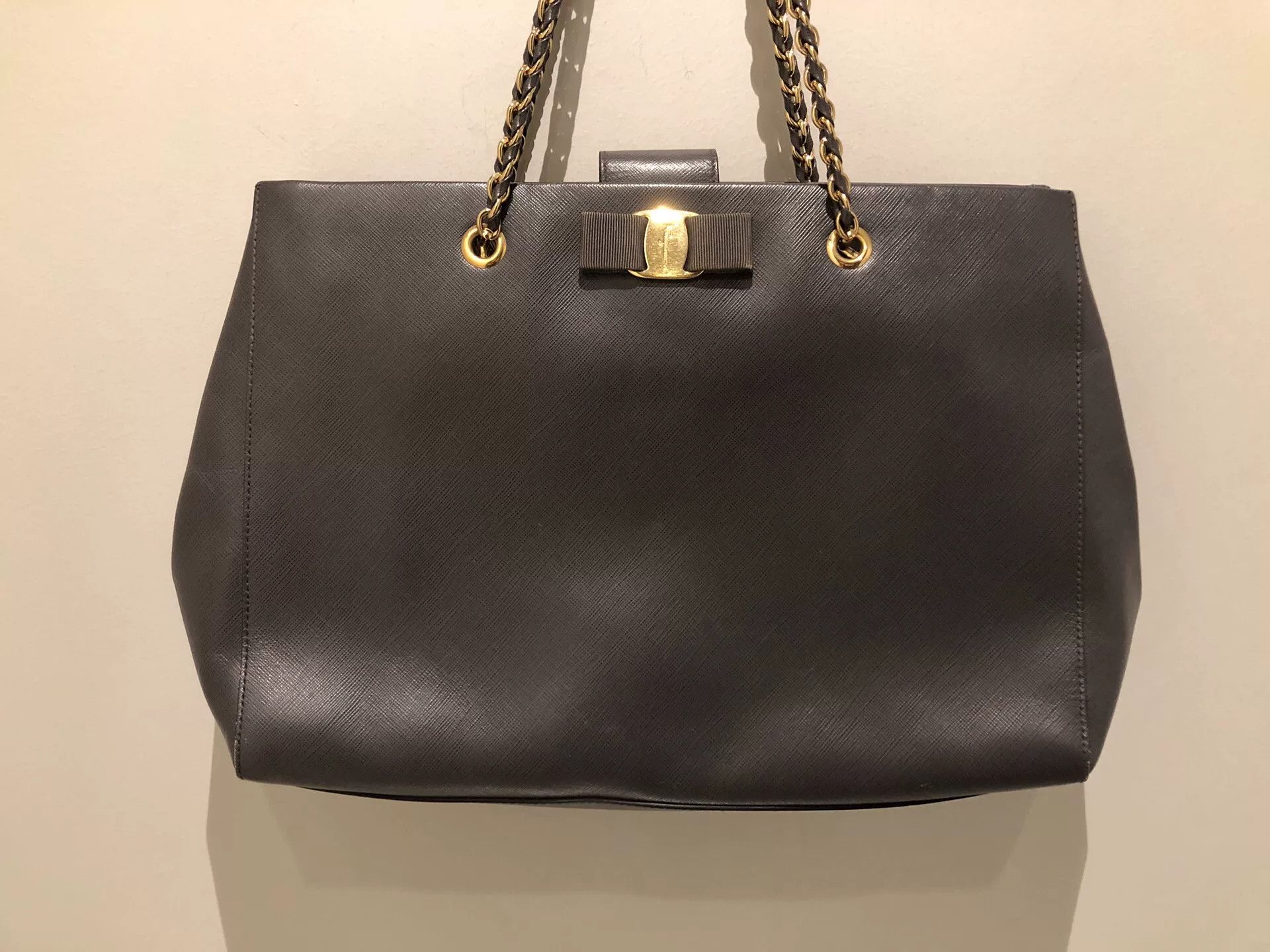 Salvatore Ferragamo Ferragamo Bow Chain Handbag Size ONE SIZE - 3 Thumbnail