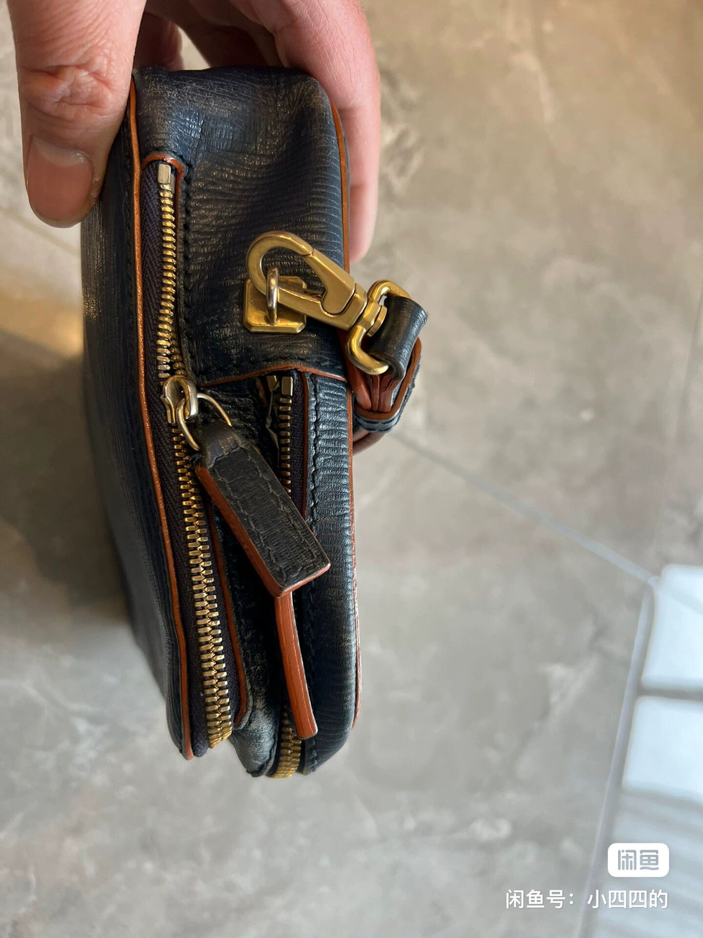 Salvatore Ferragamo Ferragamo Authentic Hand Carry Bag Size ONE SIZE - 4 Thumbnail