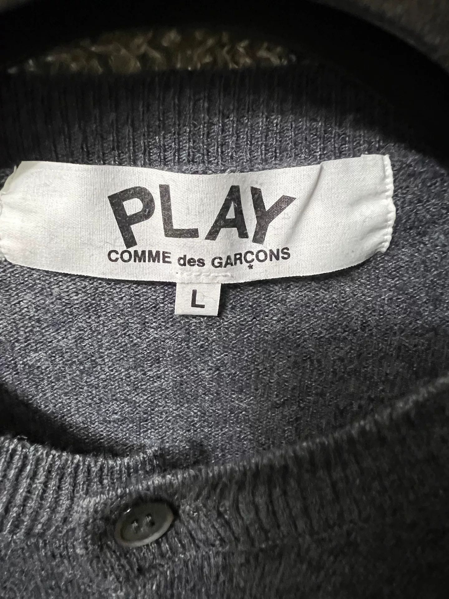Comme des Garcons Comme des Garçons Play Heart Wool Cardigan Size L / US 10 / IT 46 - 5 Thumbnail