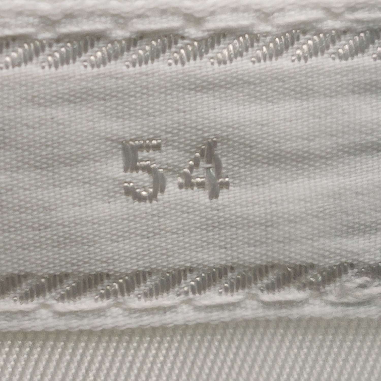 Prada Prada Wool V-Neck Single-Button Knit Cardigan Size US M / EU 48-50 / 2 - 13 Thumbnail