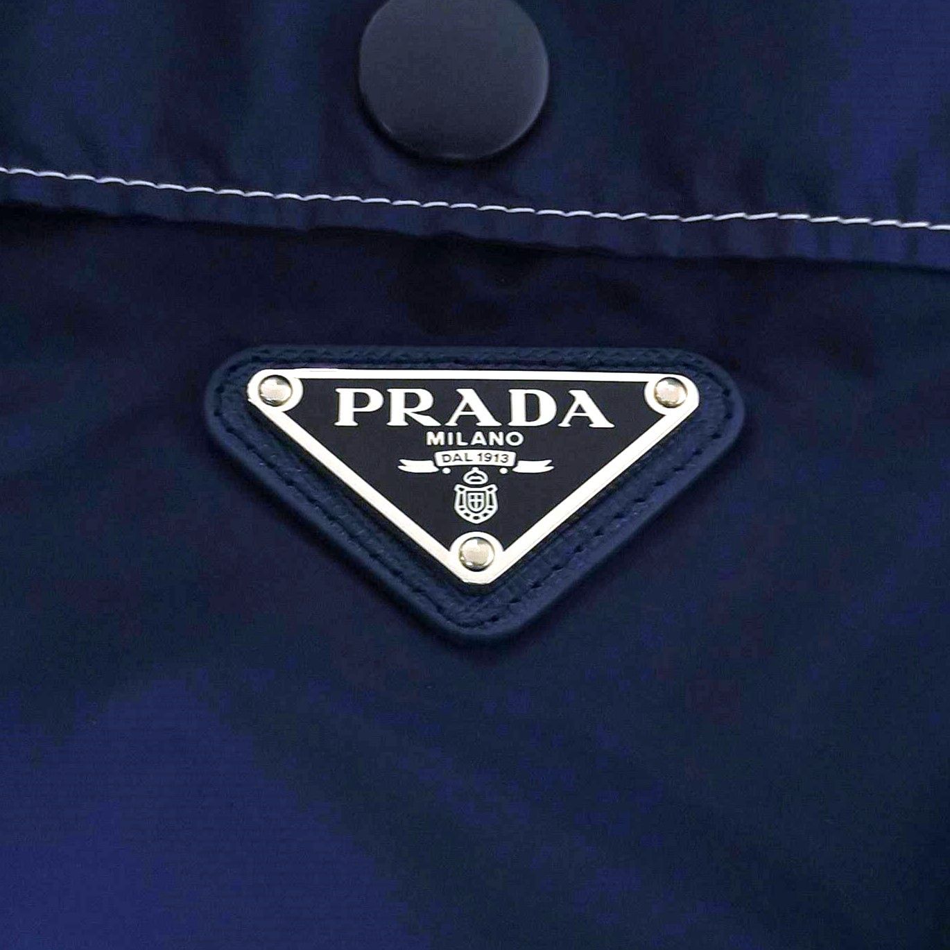 Prada Prada Solid Collared Triangle Logo Short-Sleeve Shirt M Size US M / EU 48-50 / 2 - 6 Thumbnail