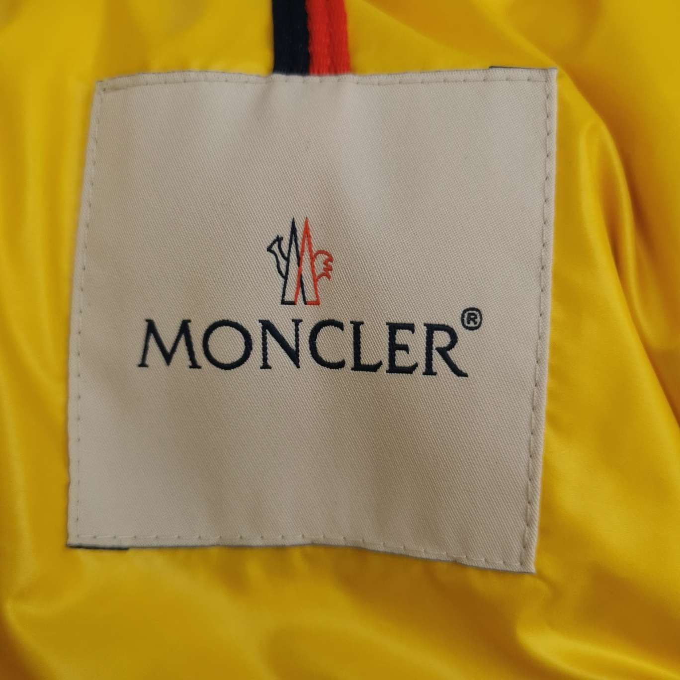 Moncler Moncler L Size Puffer Jacket Size US M / EU 48-50 / 2 - 11 Thumbnail