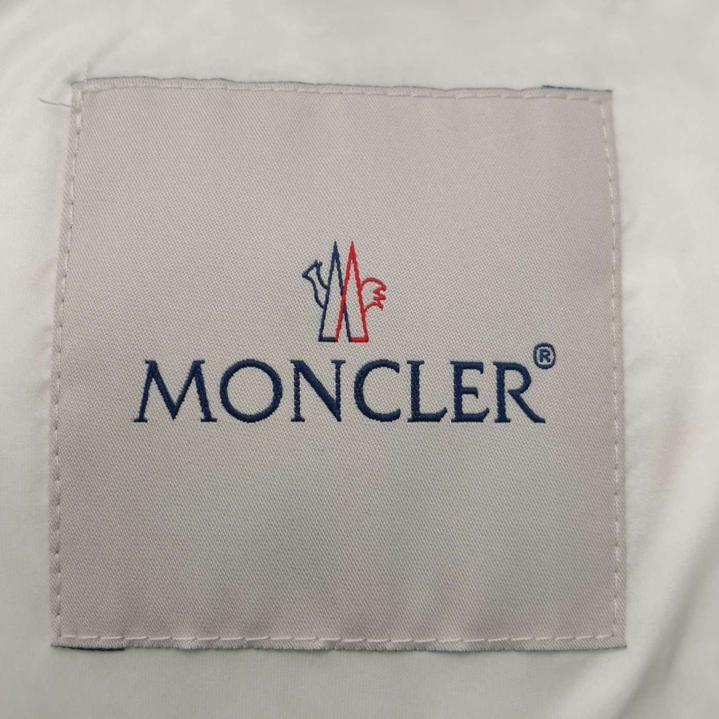 Moncler Moncler Letter Logo Hooded Down Jacket S Size US S / EU 44-46 / 1 - 9 Thumbnail